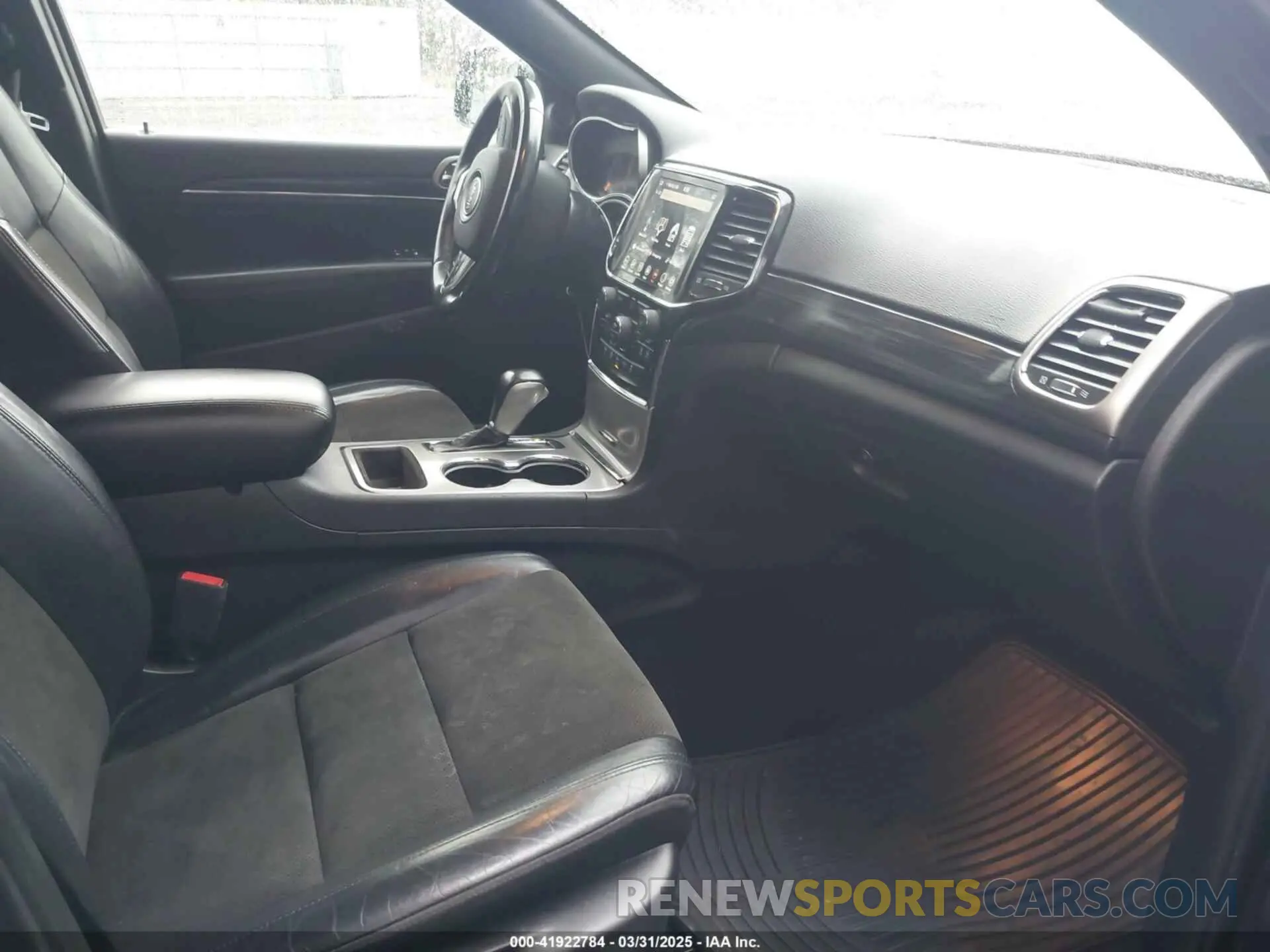 5 fotografías del automóvil dañado 1C4RJFAGXMC650672 JEEP GRAND CHEROKEE 2021