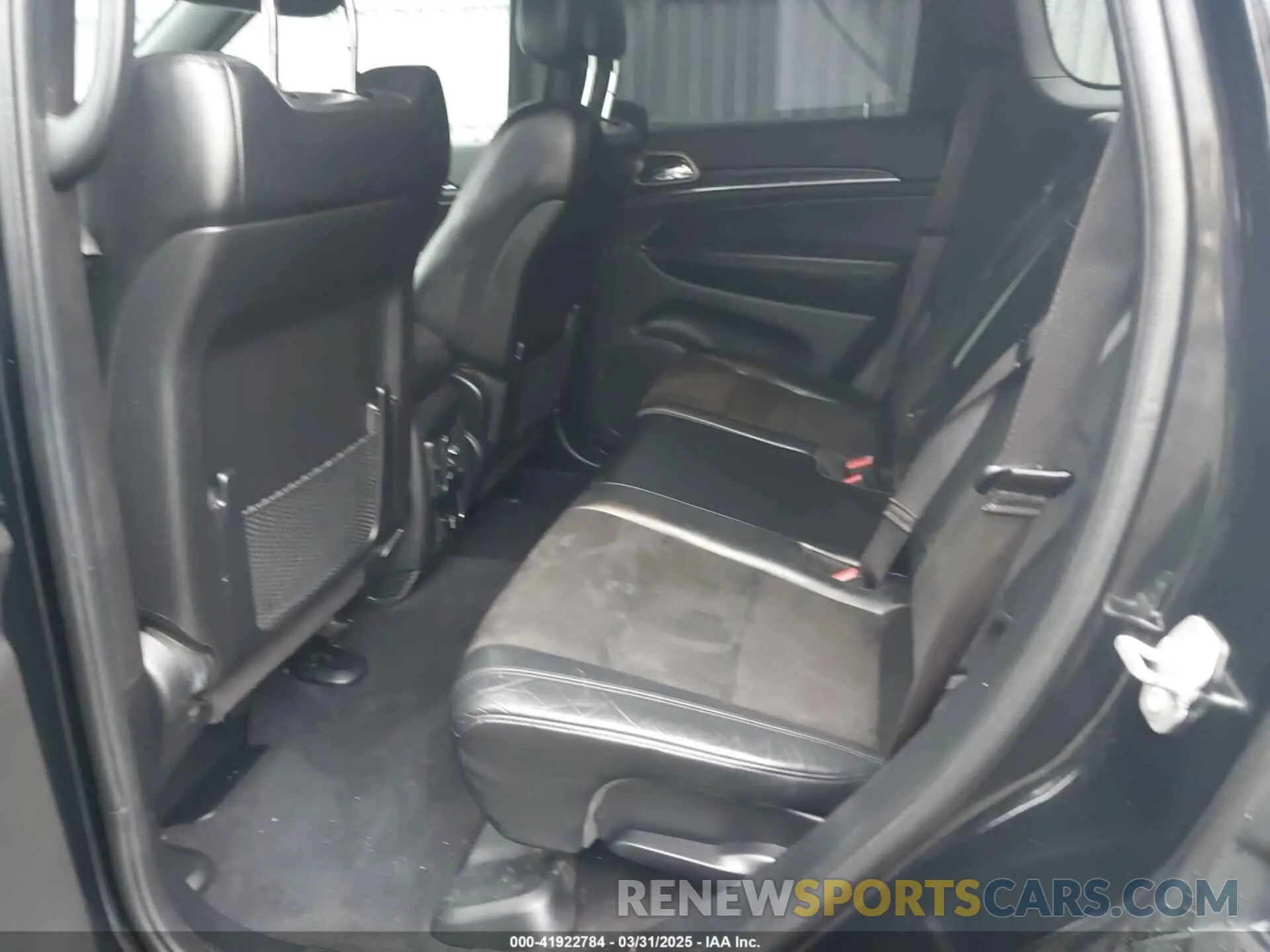 8 fotografías del automóvil dañado 1C4RJFAGXMC650672 JEEP GRAND CHEROKEE 2021