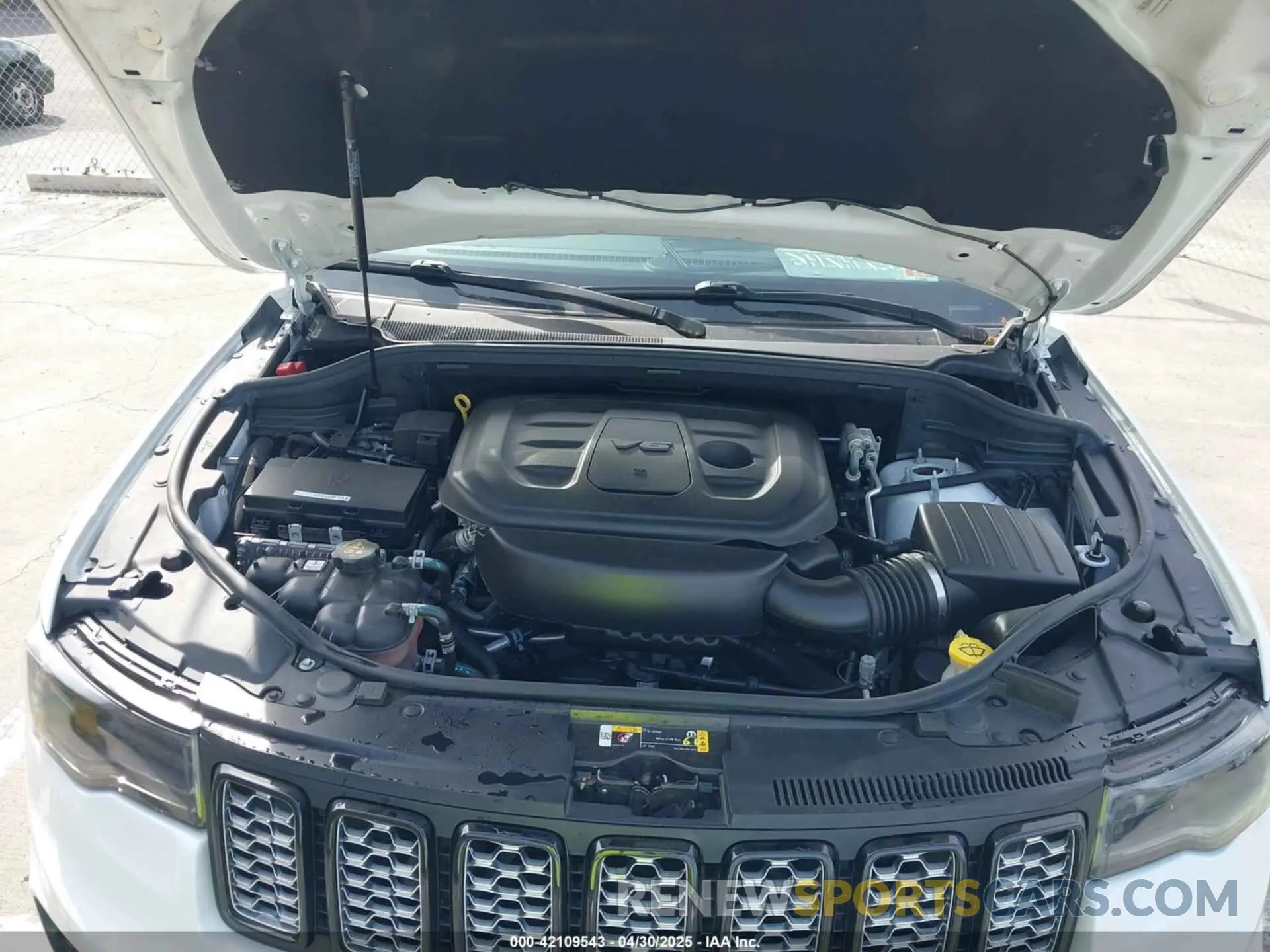 10 fotografías del automóvil dañado 1C4RJFAGXMC652969 JEEP GRAND CHEROKEE 2021
