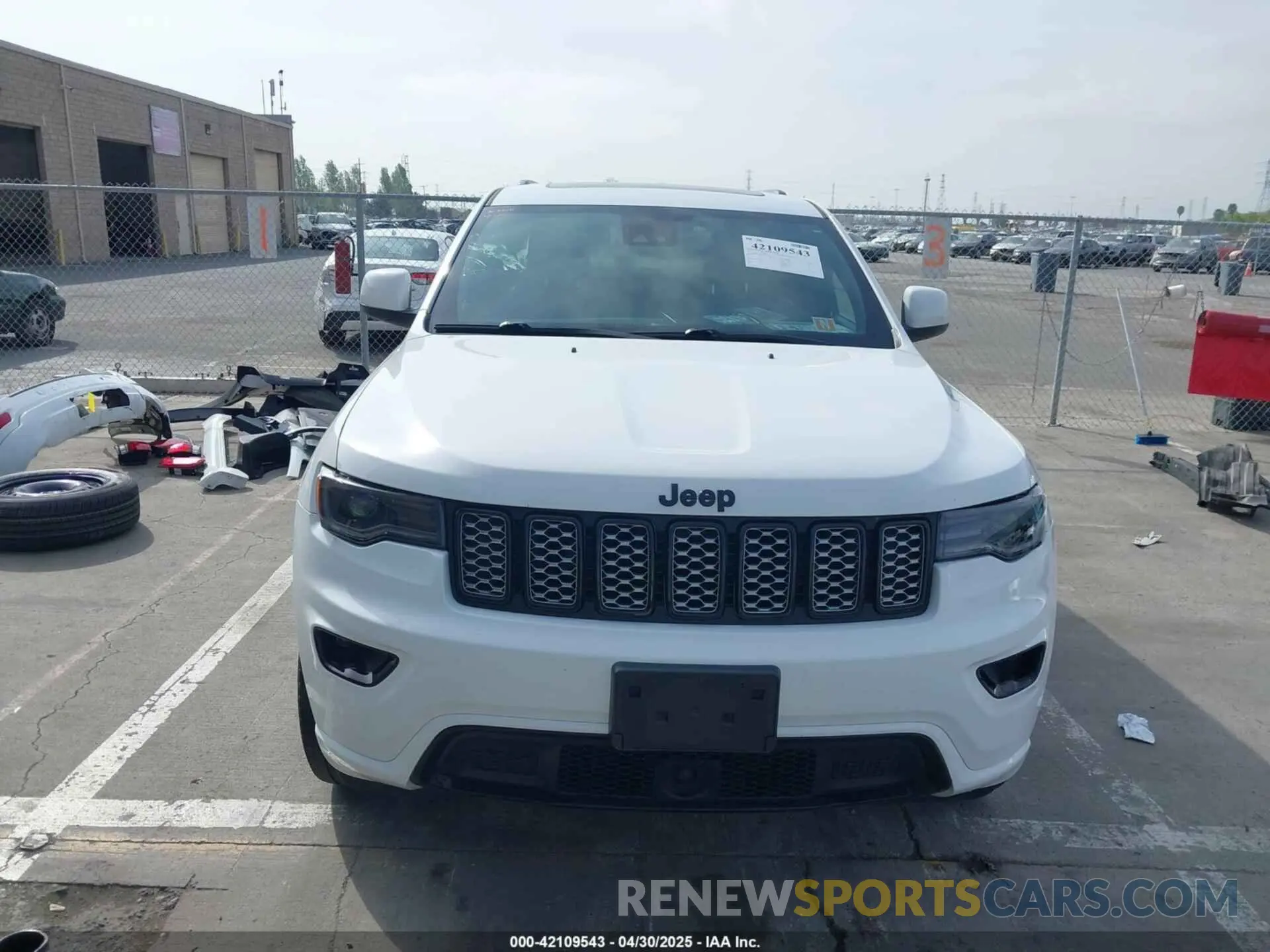 13 fotografías del automóvil dañado 1C4RJFAGXMC652969 JEEP GRAND CHEROKEE 2021