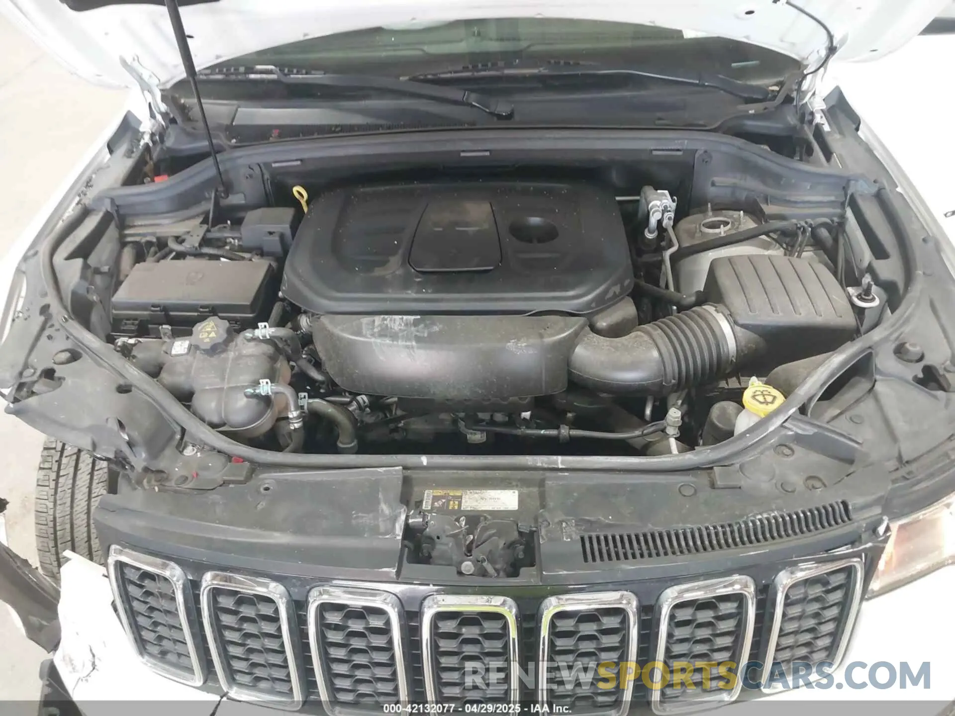 10 fotografías del automóvil dañado 1C4RJFBG1MC527034 JEEP GRAND CHEROKEE 2021