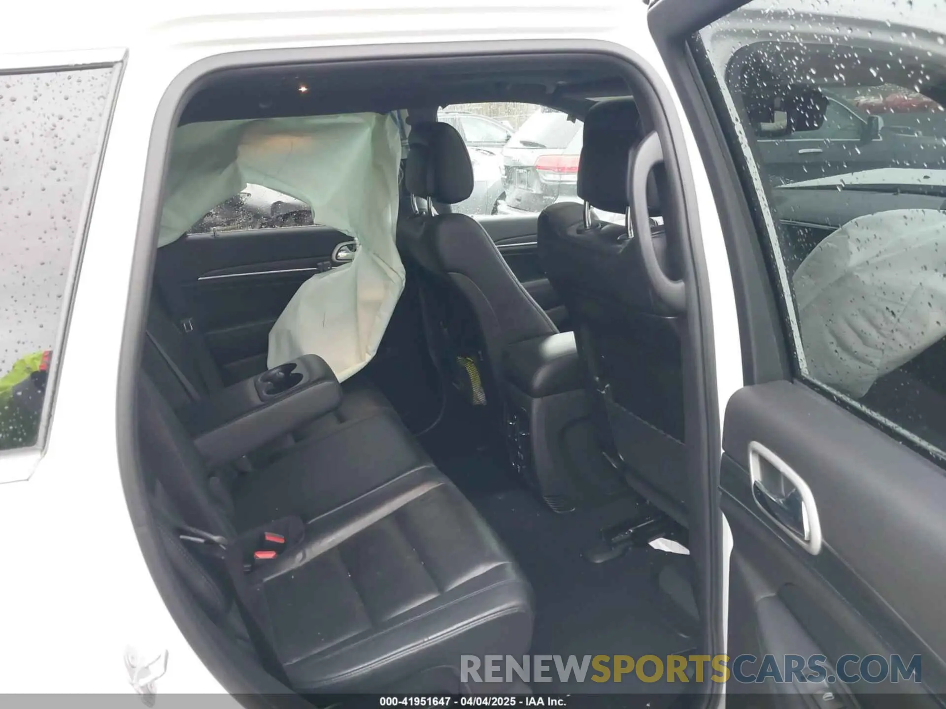 8 fotografías del automóvil dañado 1C4RJFBG1MC537952 JEEP GRAND CHEROKEE 2021