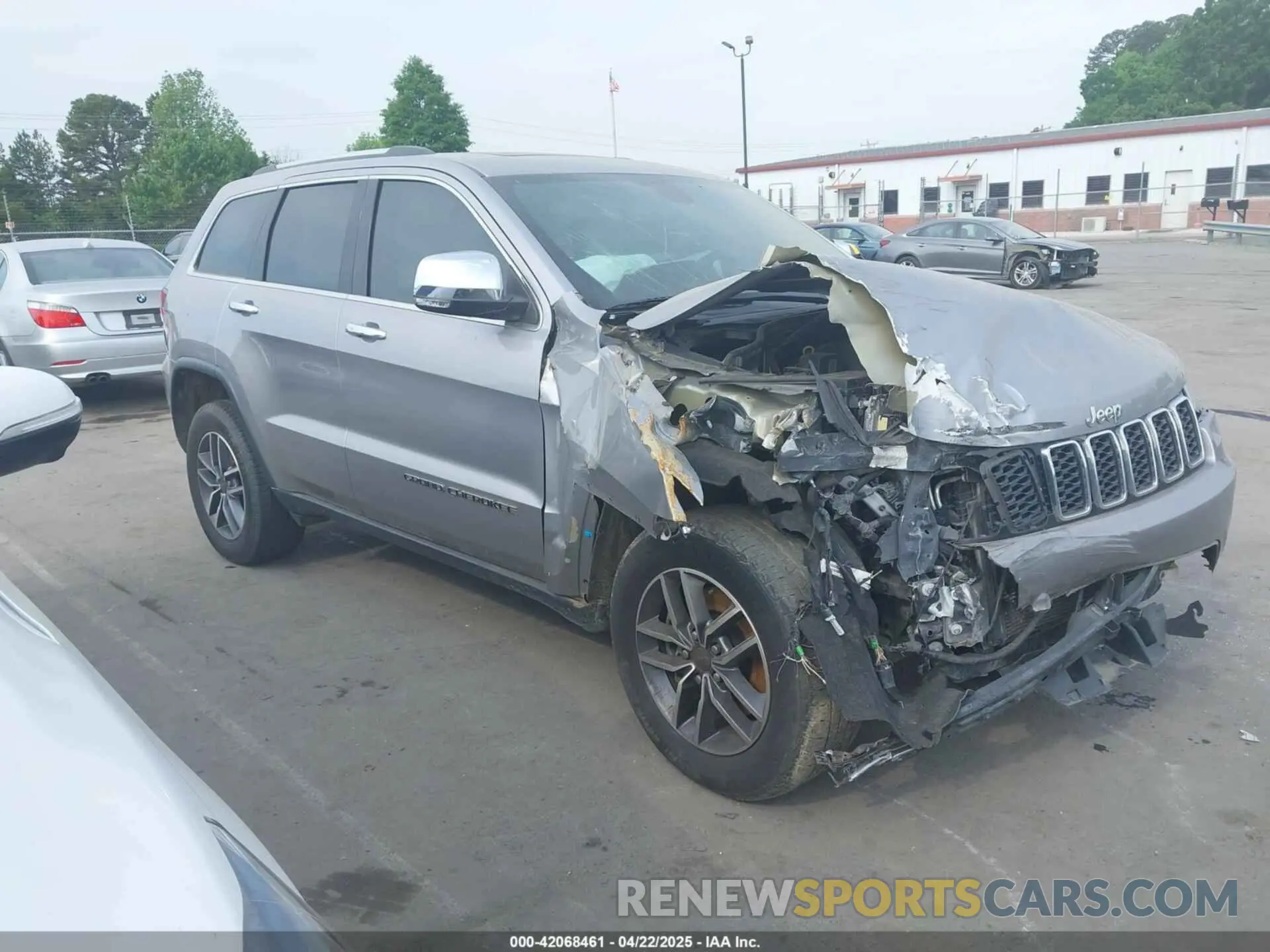 12 fotografías del automóvil dañado 1C4RJFBG2MC612156 JEEP GRAND CHEROKEE 2021