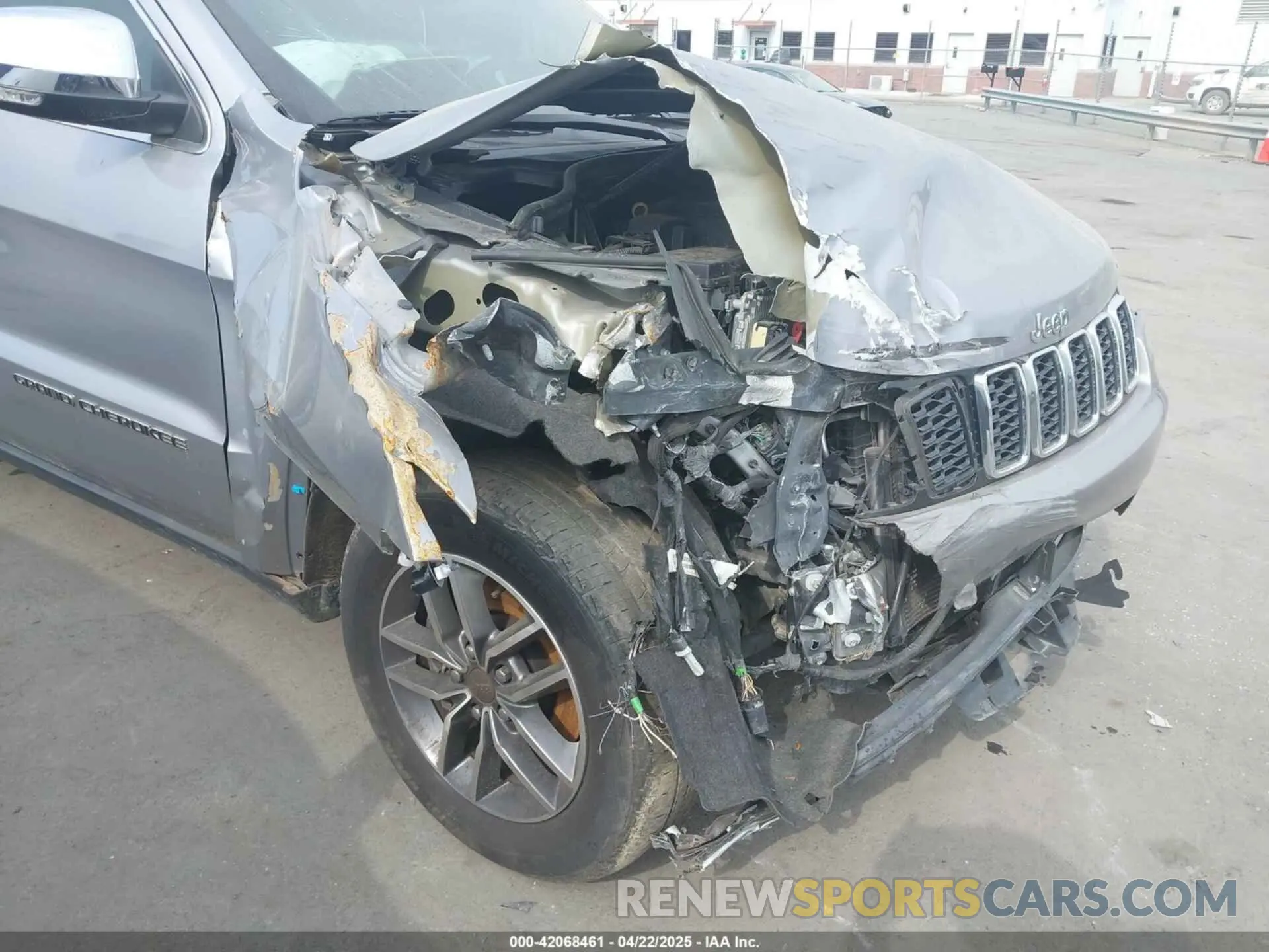 16 fotografías del automóvil dañado 1C4RJFBG2MC612156 JEEP GRAND CHEROKEE 2021
