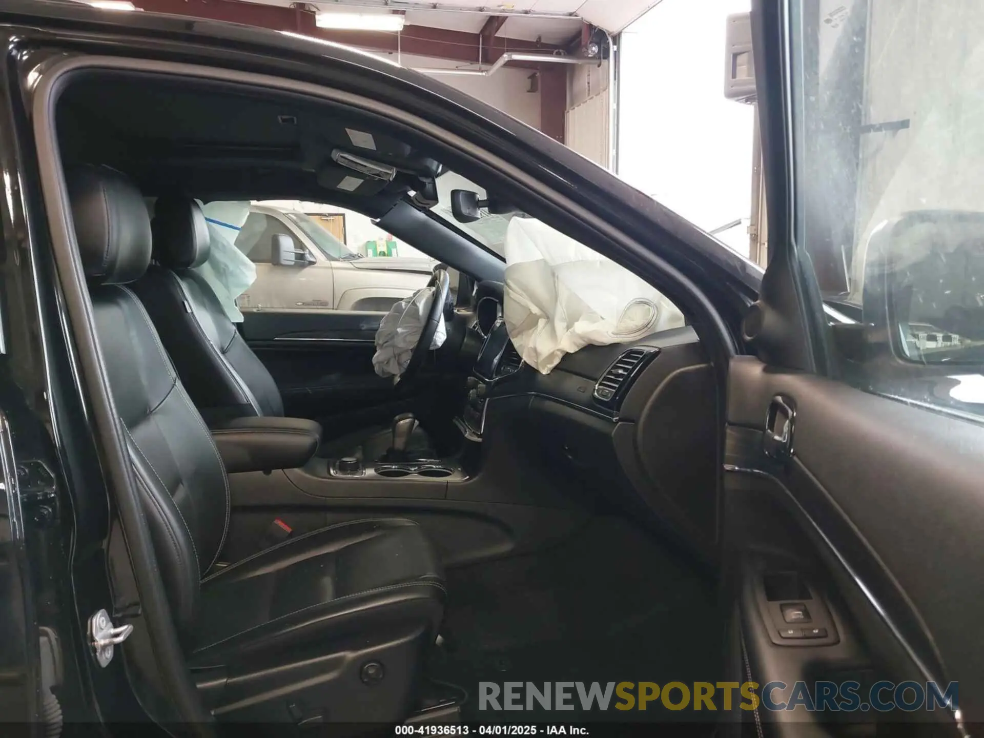 5 fotografías del automóvil dañado 1C4RJFBG3MC840652 JEEP GRAND CHEROKEE 2021