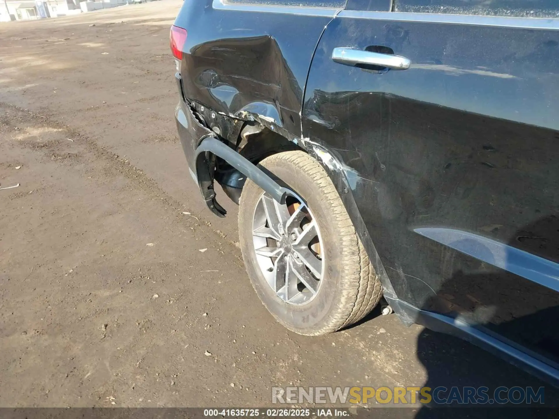 17 fotografías del automóvil dañado 1C4RJFBG4MC504136 JEEP GRAND CHEROKEE 2021