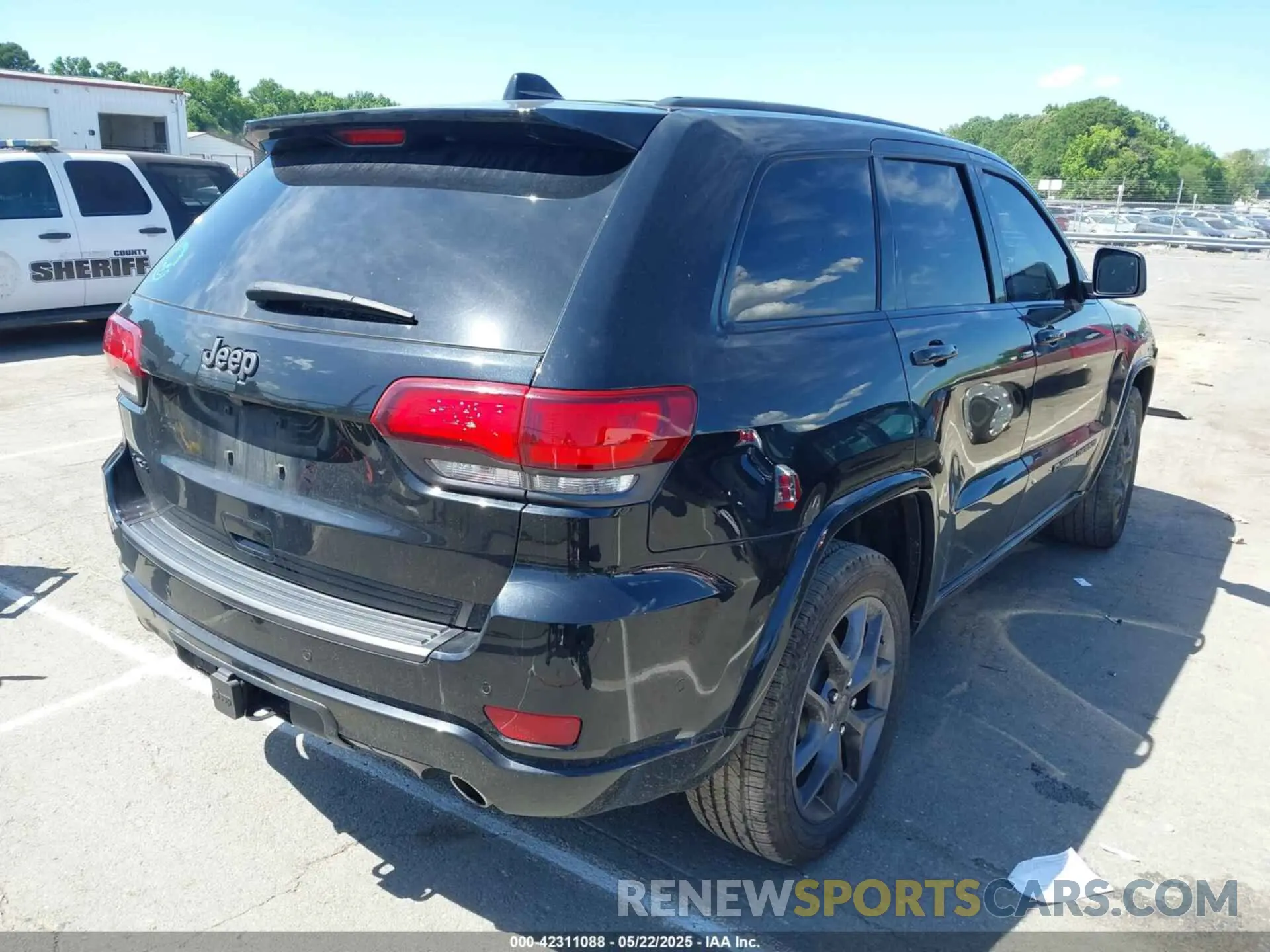 4 fotografías del automóvil dañado 1C4RJFBG4MC666557 JEEP GRAND CHEROKEE 2021
