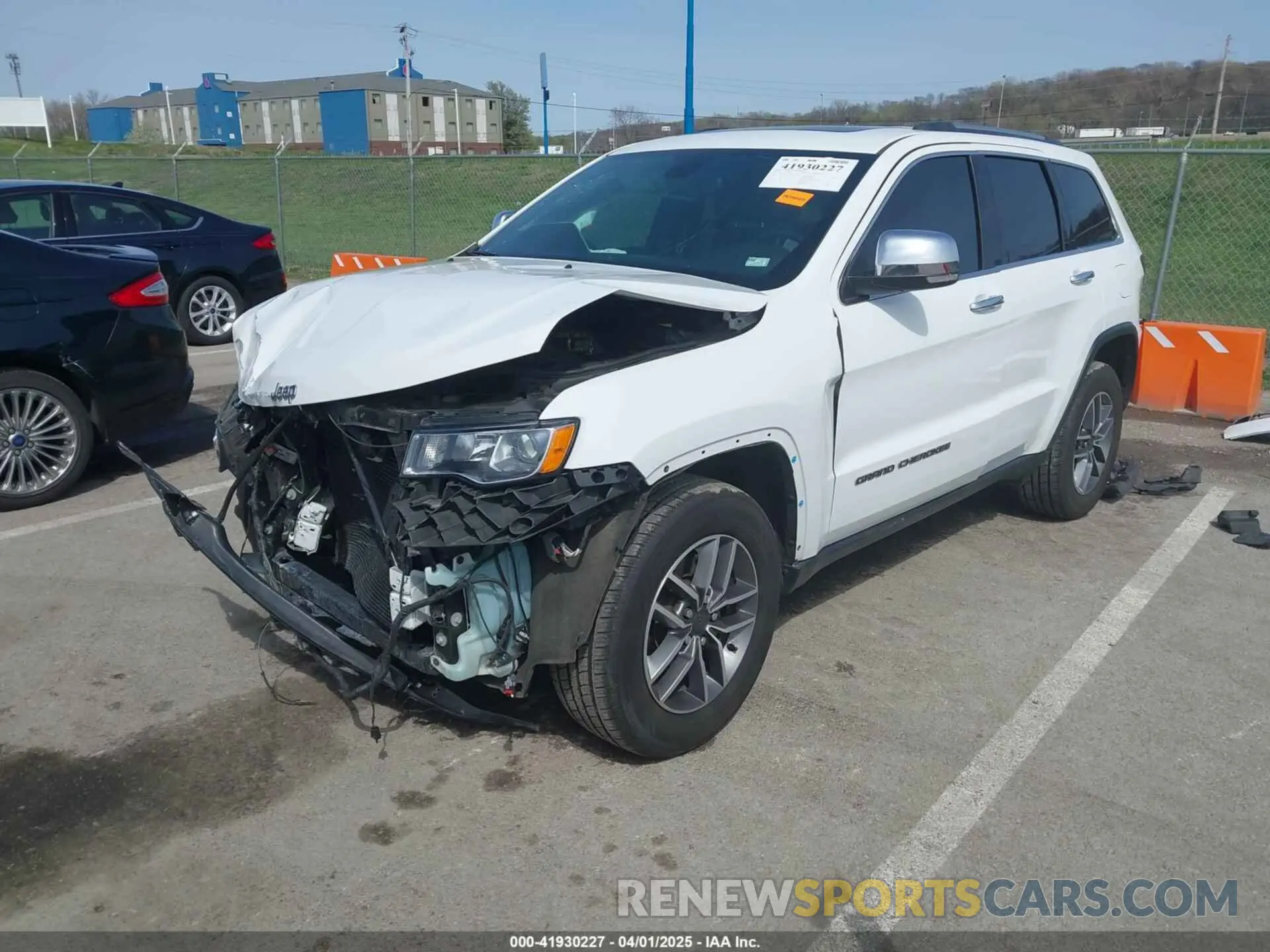 2 fotografías del automóvil dañado 1C4RJFBG6MC583762 JEEP GRAND CHEROKEE 2021