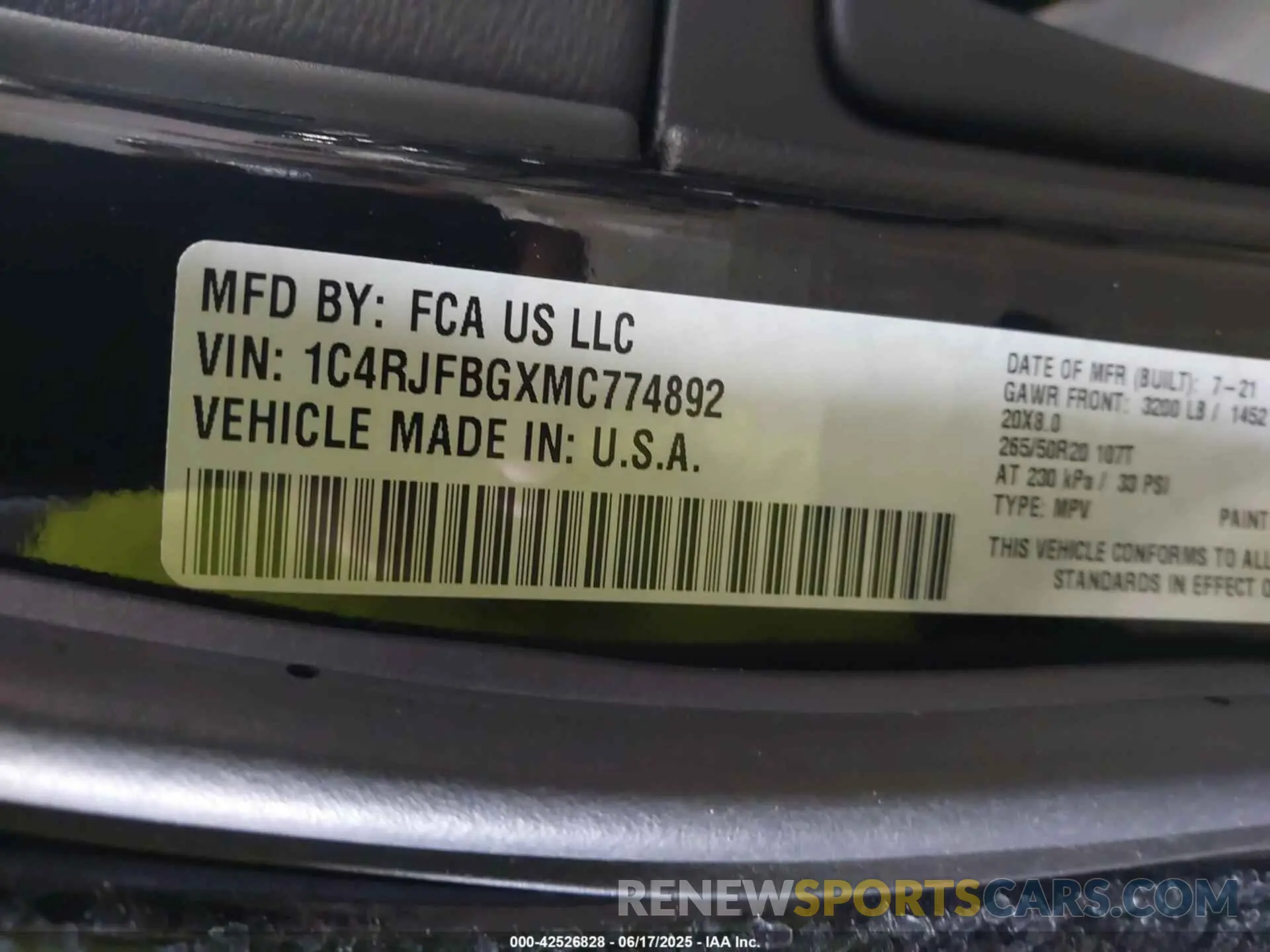 9 fotografías del automóvil dañado 1C4RJFBGXMC774892 JEEP GRAND CHEROKEE 2021