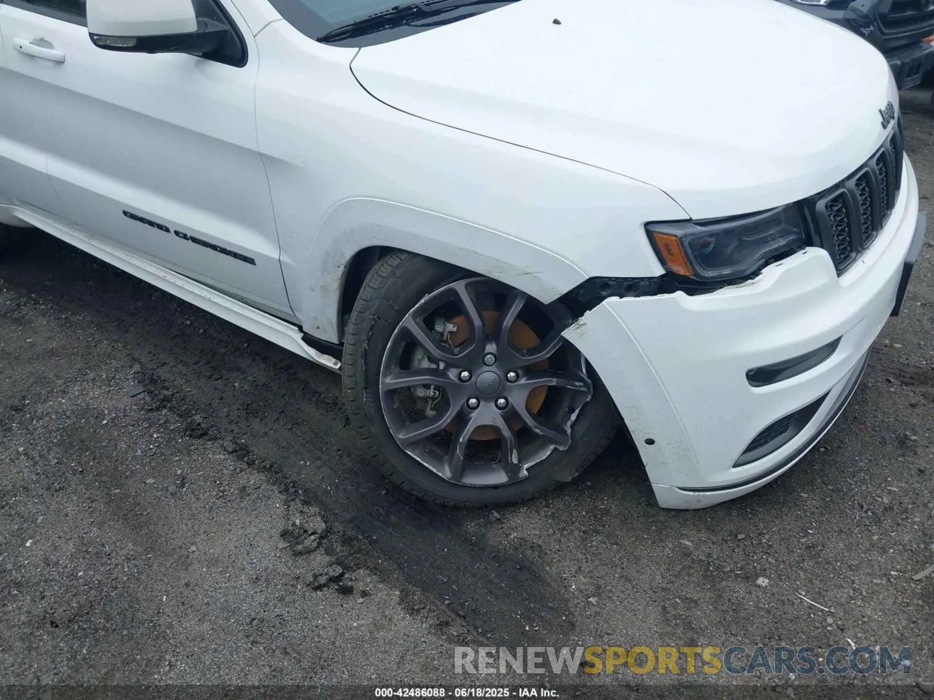 6 fotografías del automóvil dañado 1C4RJFCG0MC729006 JEEP GRAND CHEROKEE 2021