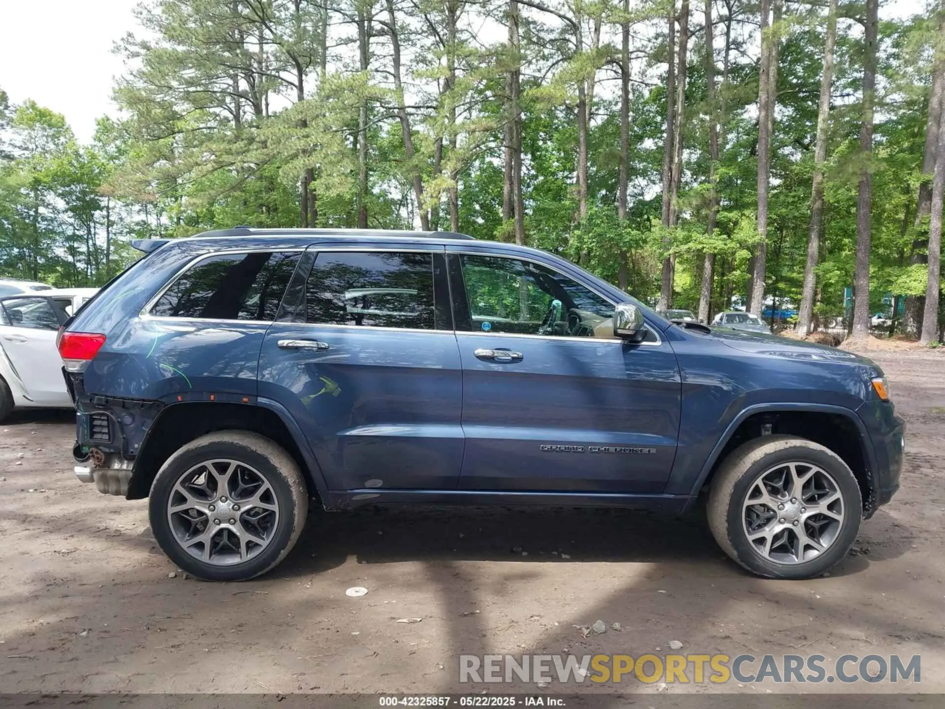 14 fotografías del automóvil dañado 1C4RJFCG3MC595186 JEEP GRAND CHEROKEE 2021
