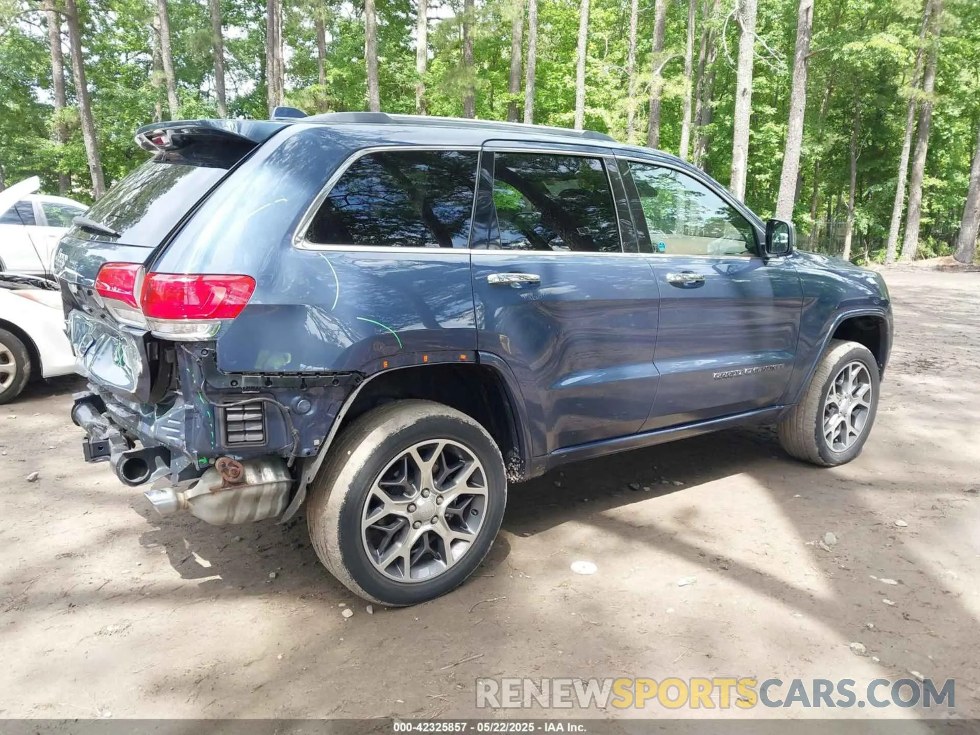4 fotografías del automóvil dañado 1C4RJFCG3MC595186 JEEP GRAND CHEROKEE 2021