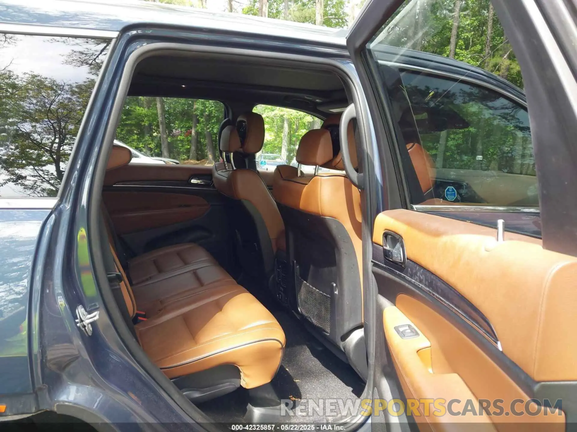 8 fotografías del automóvil dañado 1C4RJFCG3MC595186 JEEP GRAND CHEROKEE 2021