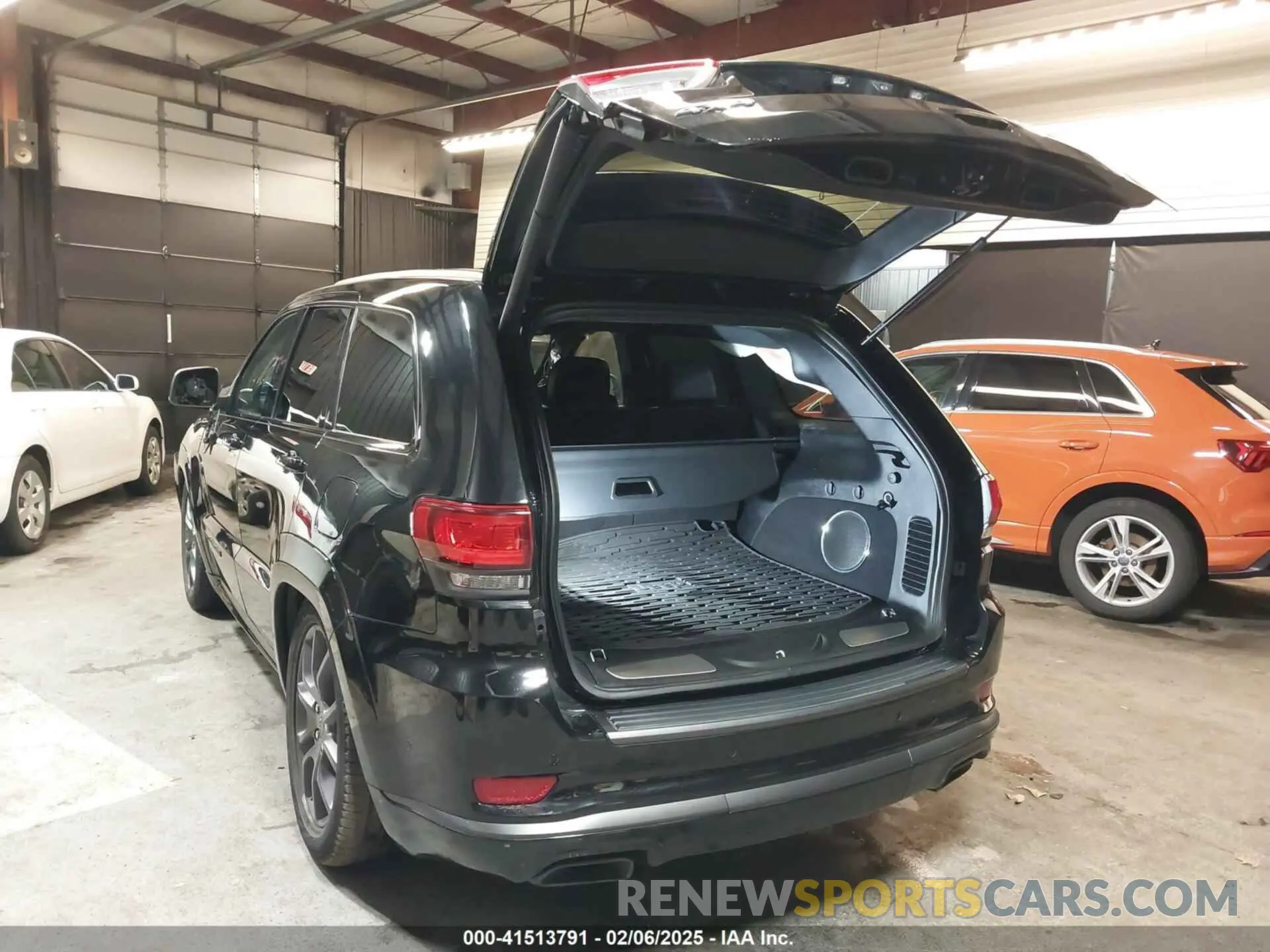 3 fotografías del automóvil dañado 1C4RJFCT3MC675438 JEEP GRAND CHEROKEE 2021