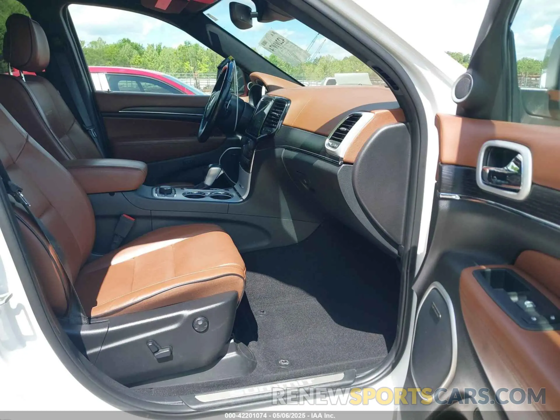 5 fotografías del automóvil dañado 1C4RJFJG1MC538391 JEEP GRAND CHEROKEE 2021