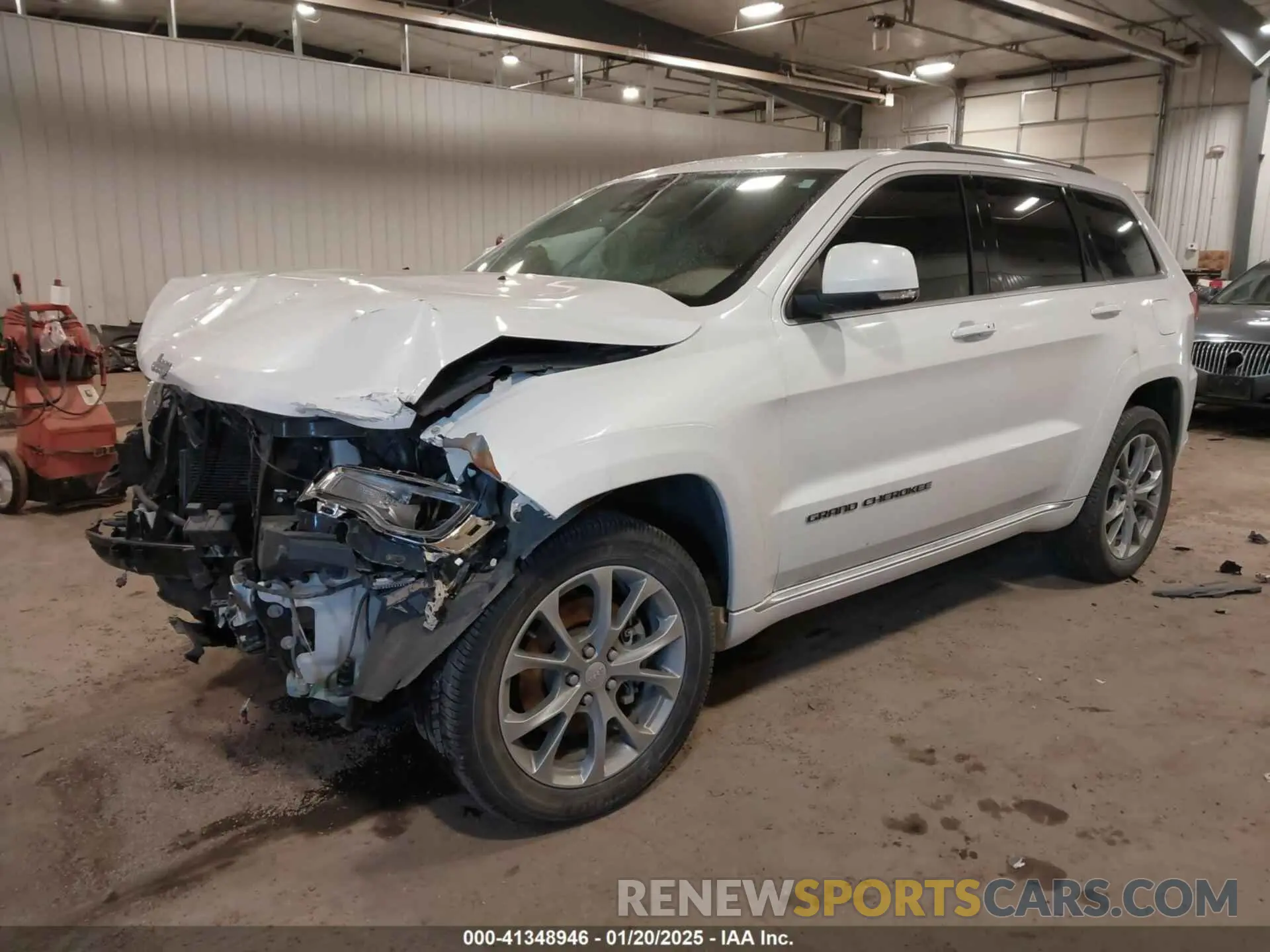 2 fotografías del automóvil dañado 1C4RJFJGXMC568585 JEEP GRAND CHEROKEE 2021