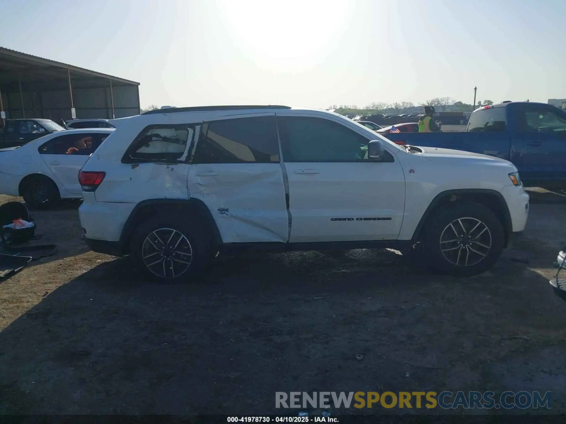 12 fotografías del automóvil dañado 1C4RJFLG8MC829418 JEEP GRAND CHEROKEE 2021