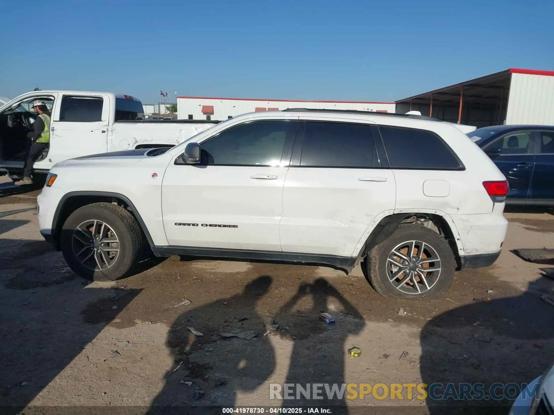 13 fotografías del automóvil dañado 1C4RJFLG8MC829418 JEEP GRAND CHEROKEE 2021