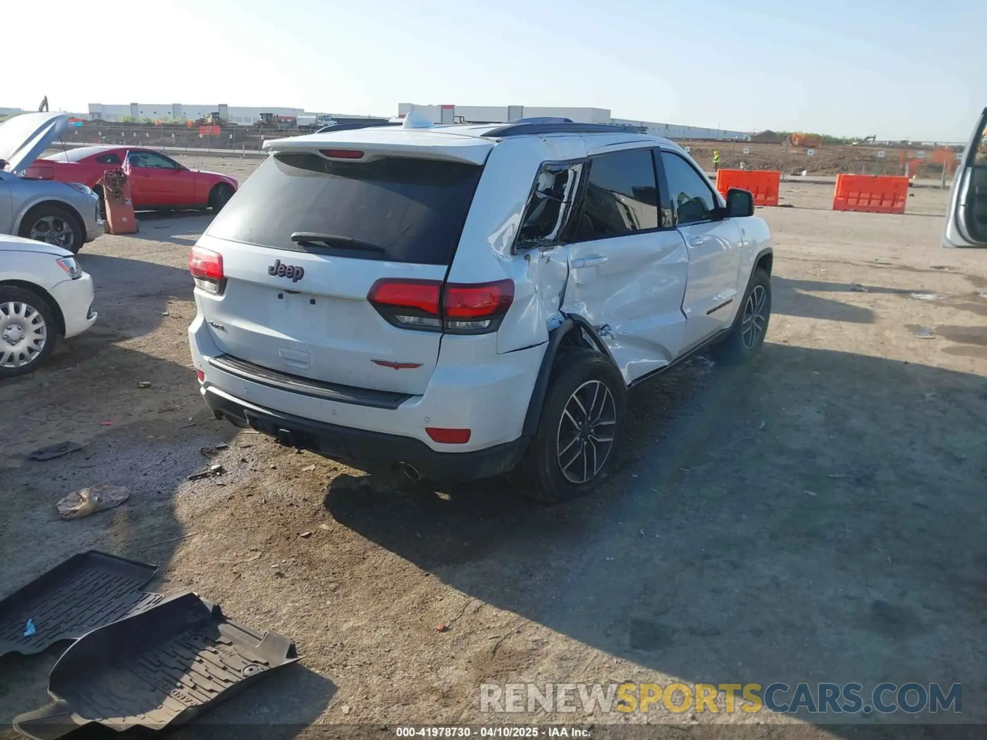 4 fotografías del automóvil dañado 1C4RJFLG8MC829418 JEEP GRAND CHEROKEE 2021