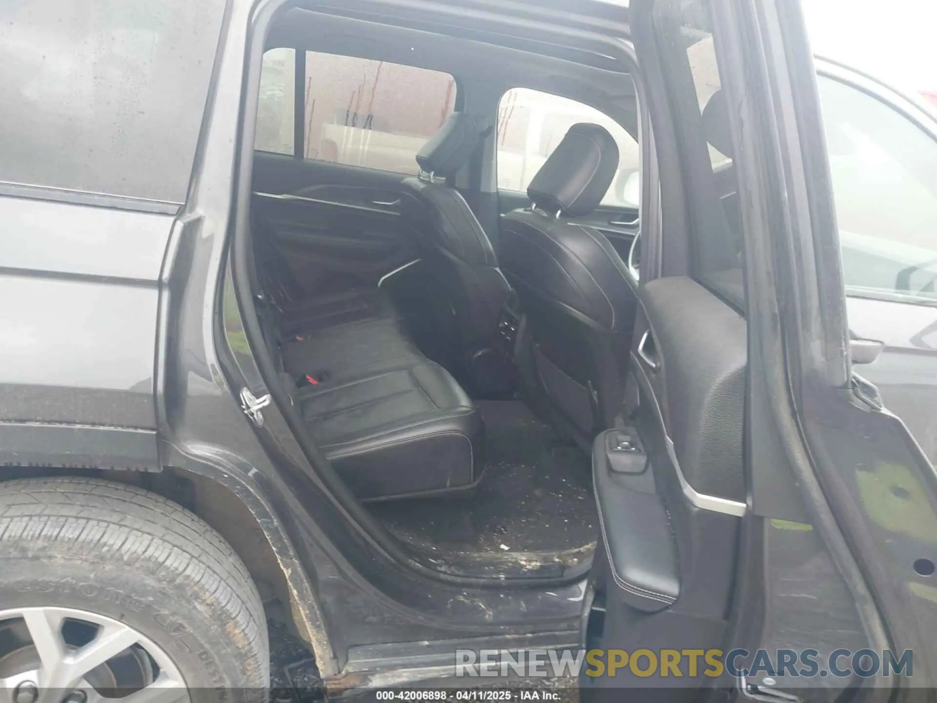8 fotografías del automóvil dañado 1C4RJGBG3N8547912 JEEP GRAND CHEROKEE 2022