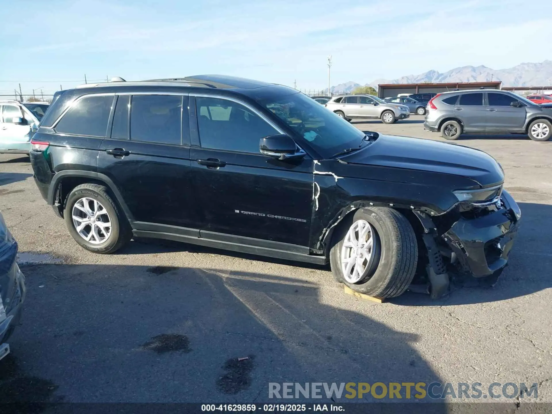 14 fotografías del automóvil dañado 1C4RJGBG6N8591855 JEEP GRAND CHEROKEE 2022