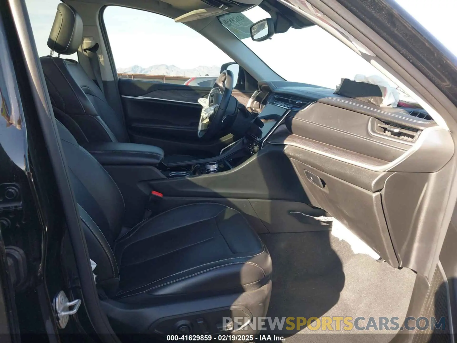 5 fotografías del automóvil dañado 1C4RJGBG6N8591855 JEEP GRAND CHEROKEE 2022