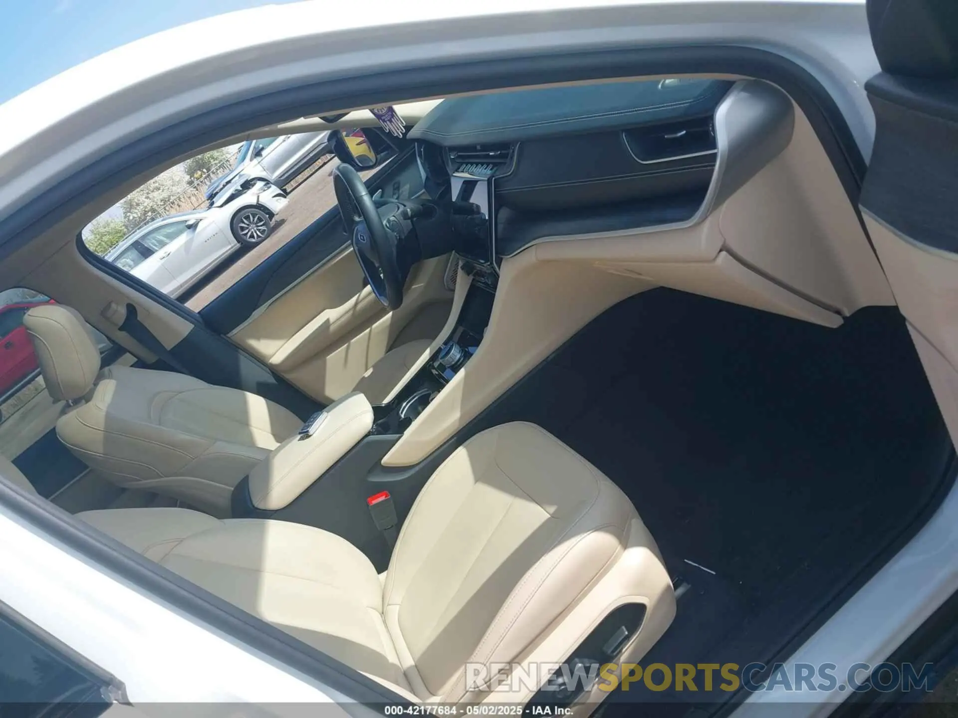 5 fotografías del automóvil dañado 1C4RJHBG0N8521421 JEEP GRAND CHEROKEE 2022