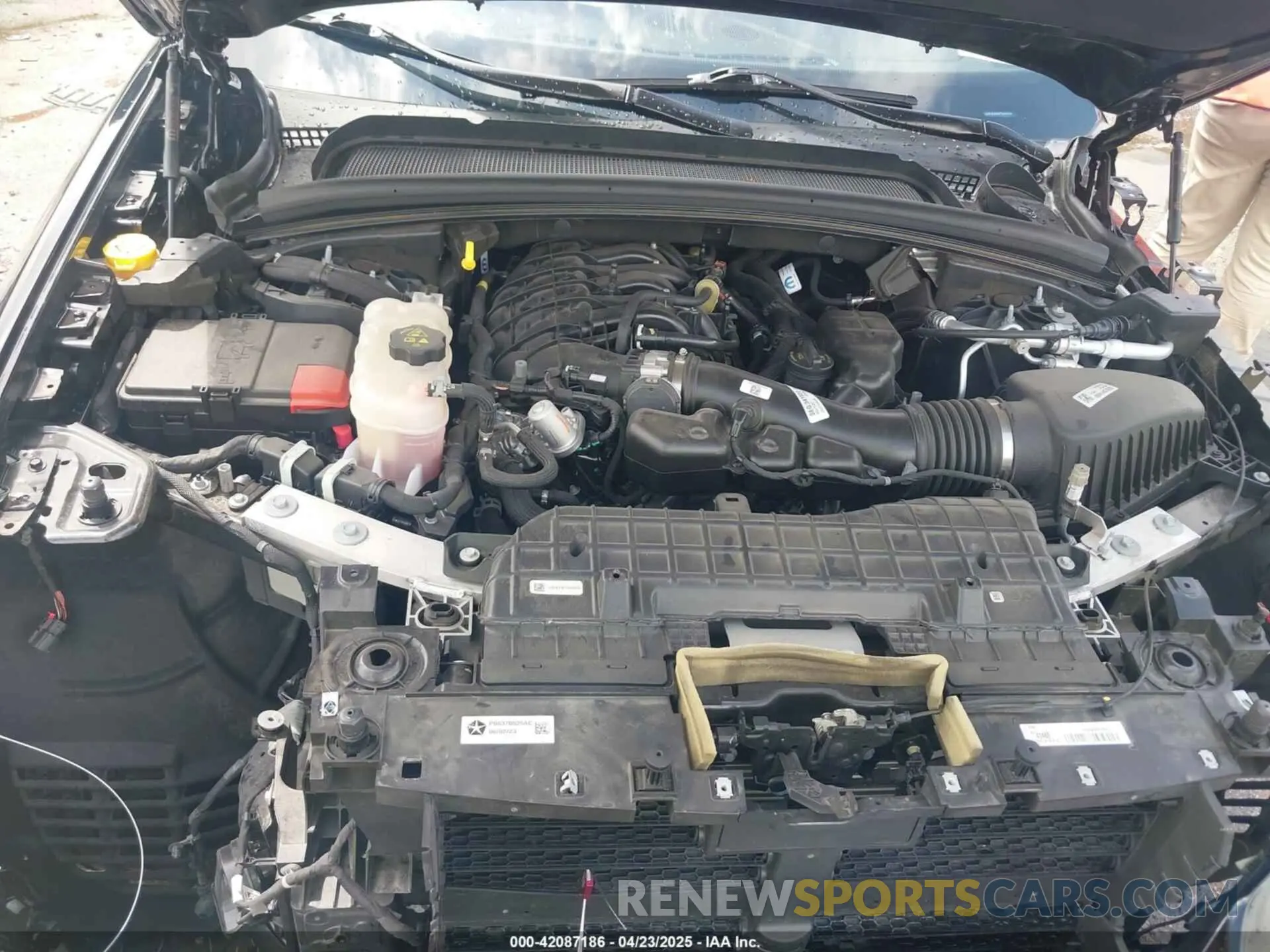 10 fotografías del automóvil dañado 1C4RJGAG5PC648354 JEEP GRAND CHEROKEE 2023