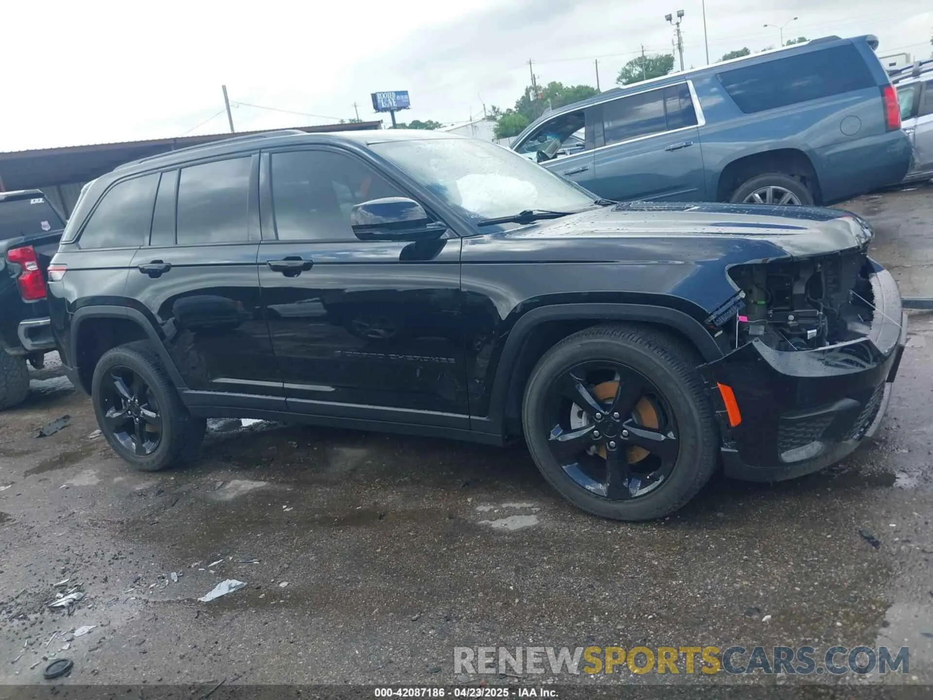 13 fotografías del automóvil dañado 1C4RJGAG5PC648354 JEEP GRAND CHEROKEE 2023