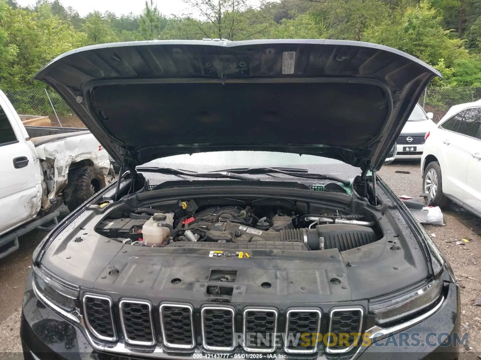 10 fotografías del automóvil dañado 1C4RJGBG1PC523186 JEEP GRAND CHEROKEE 2023