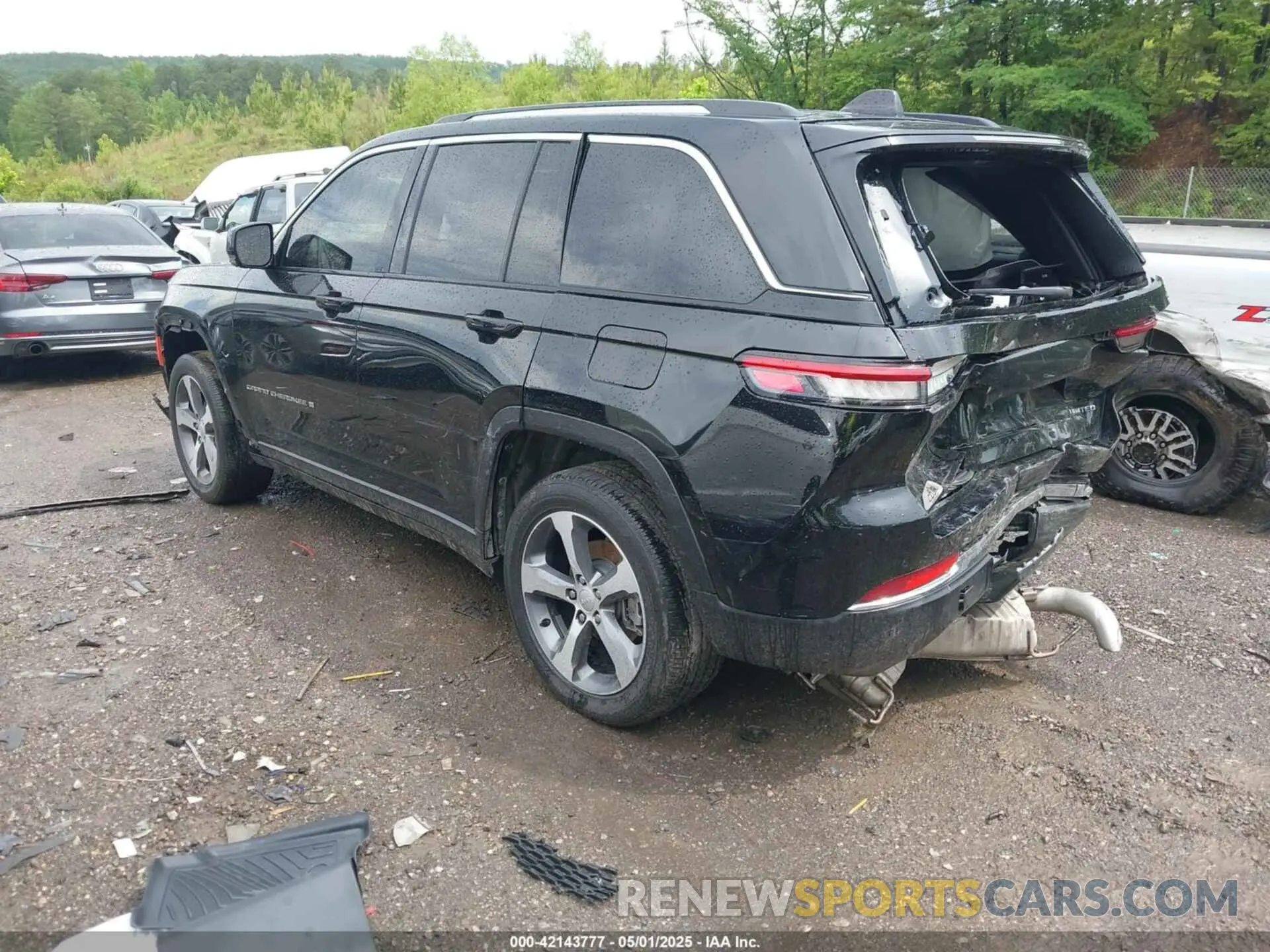 3 fotografías del automóvil dañado 1C4RJGBG1PC523186 JEEP GRAND CHEROKEE 2023