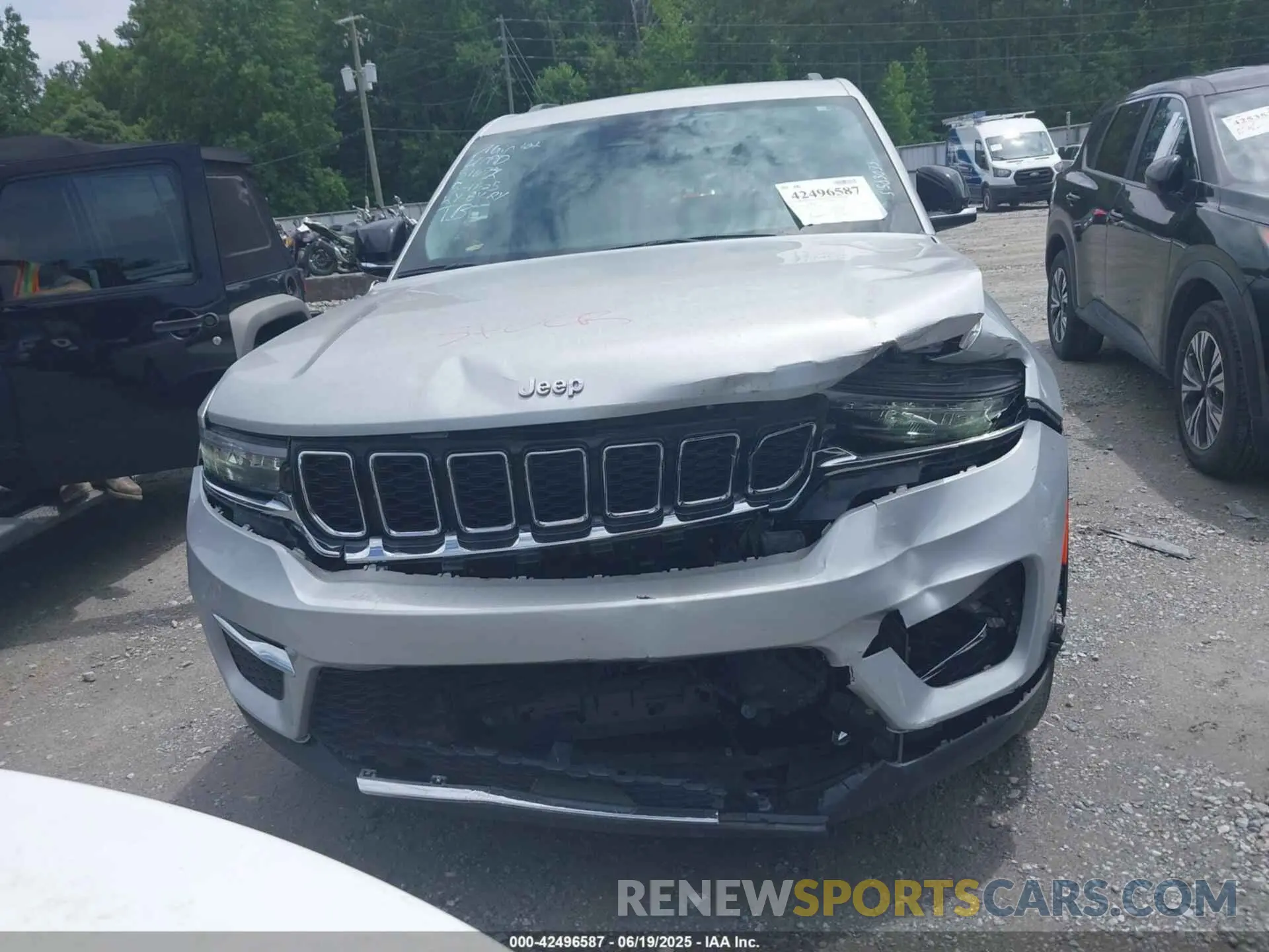 12 fotografías del automóvil dañado 1C4RJGBG1PC587289 JEEP GRAND CHEROKEE 2023