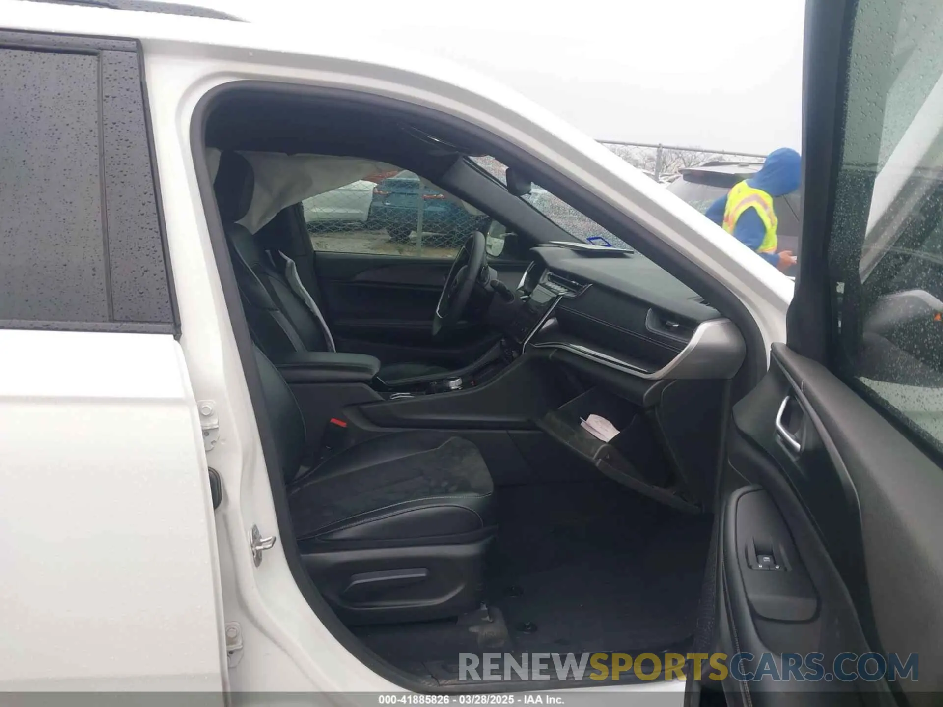 5 fotografías del automóvil dañado 1C4RJHAG2PC562151 JEEP GRAND CHEROKEE 2023