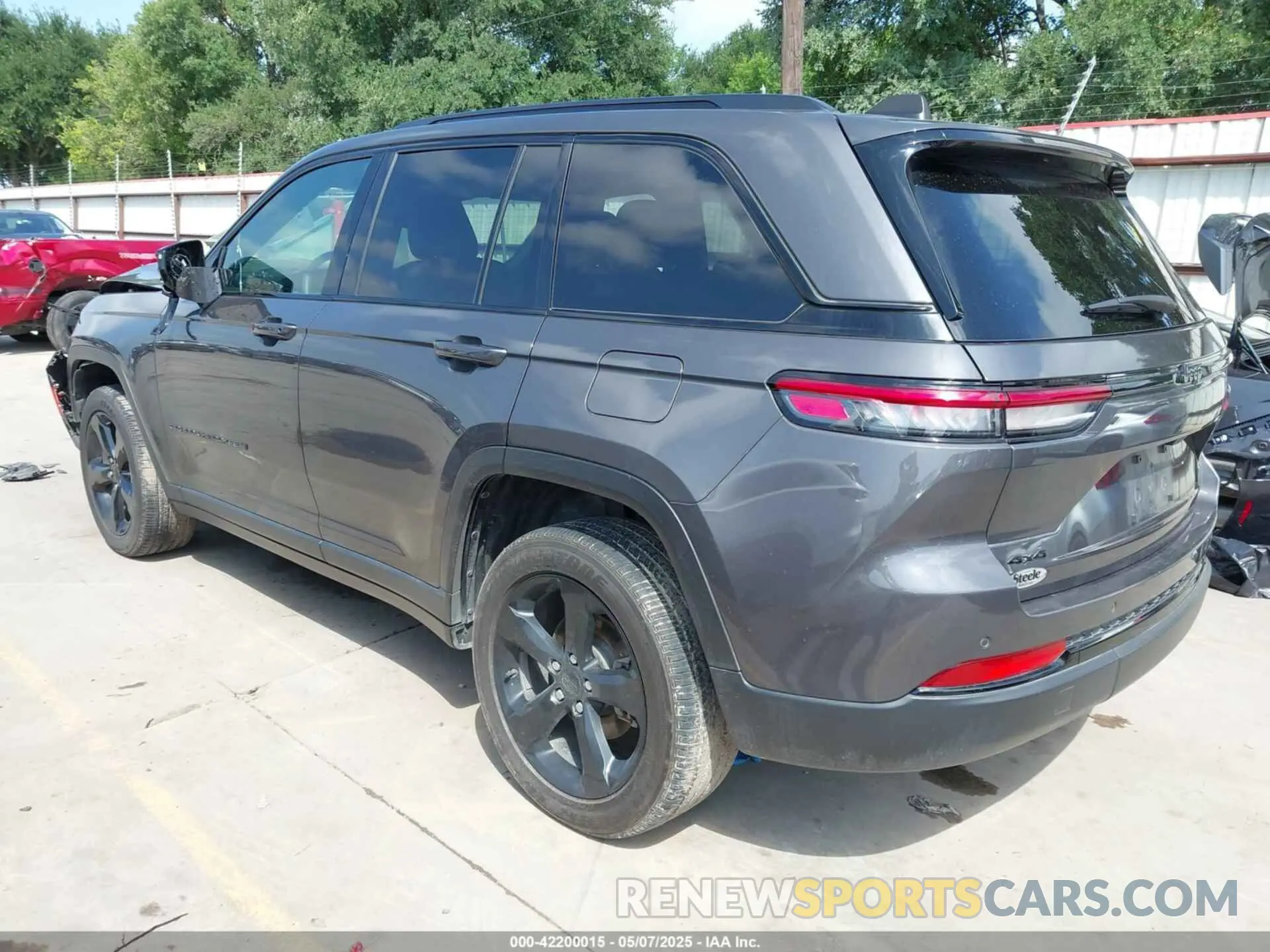 3 fotografías del automóvil dañado 1C4RJHAG6PC546003 JEEP GRAND CHEROKEE 2023