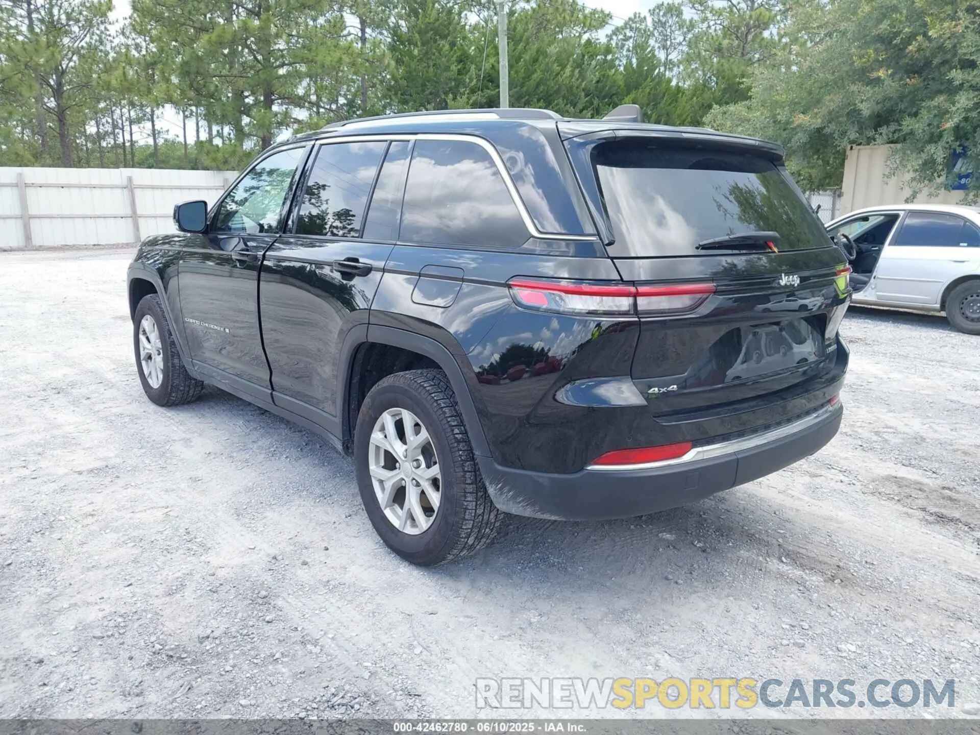 3 fotografías del automóvil dañado 1C4RJHBG8PC525457 JEEP GRAND CHEROKEE 2023