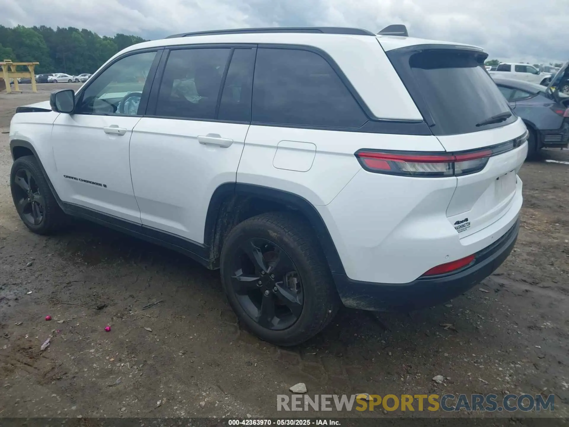 3 fotografías del automóvil dañado 1C4RJHBG9PC533387 JEEP GRAND CHEROKEE 2023