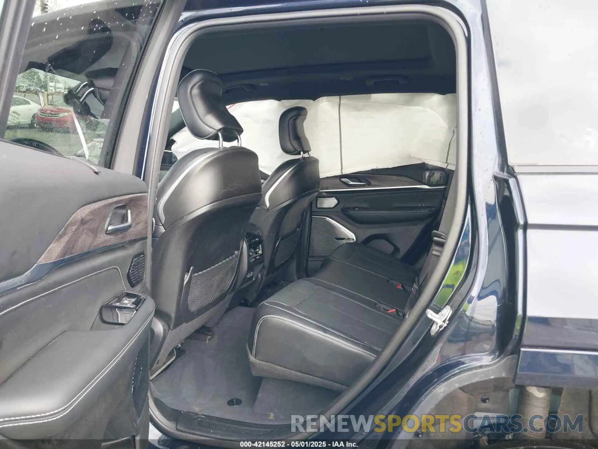 8 fotografías del automóvil dañado 1C4RJHDG8P8822650 JEEP GRAND CHEROKEE 2023