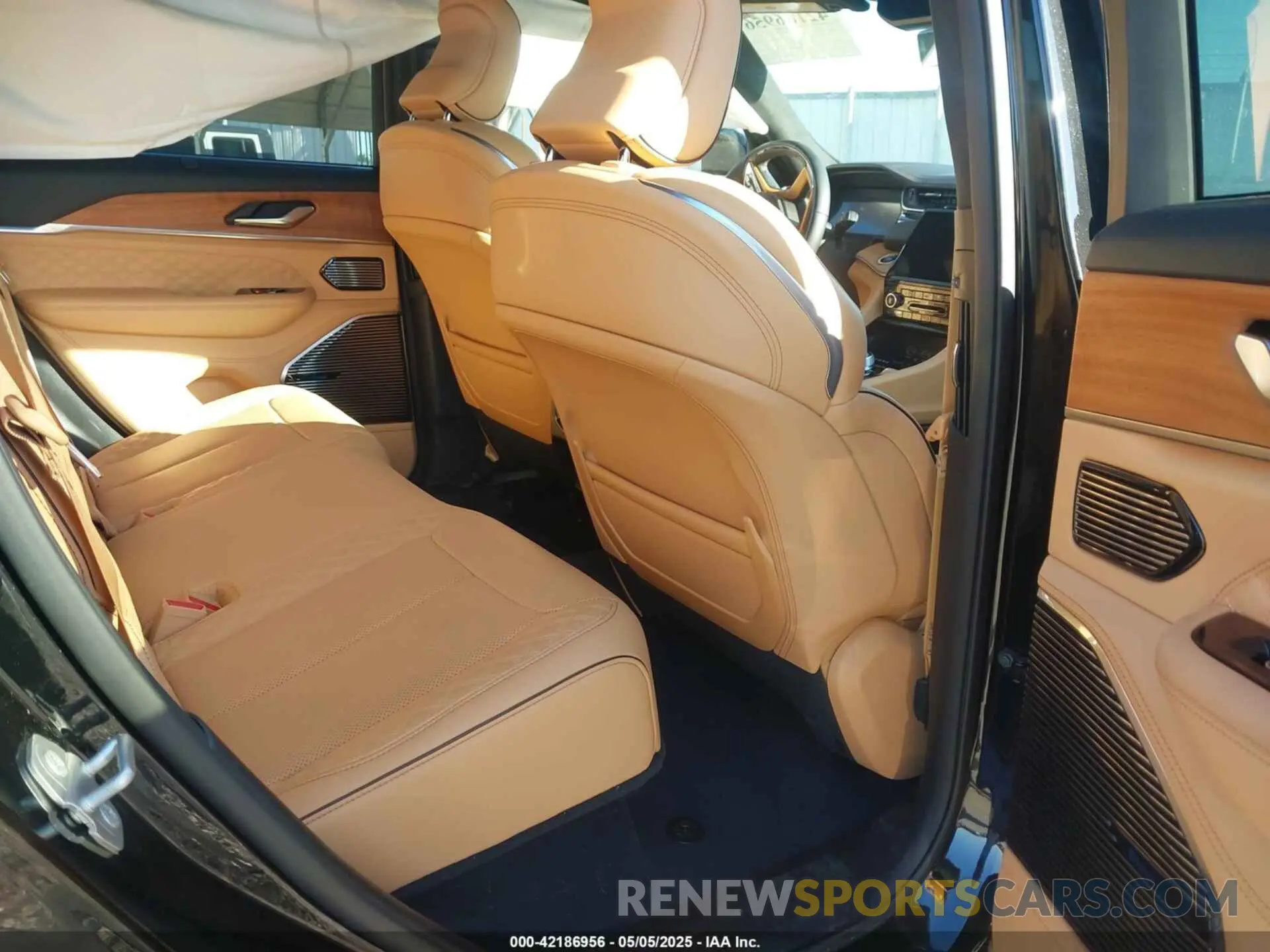 8 fotografías del automóvil dañado 1C4RJHEGXP8869192 JEEP GRAND CHEROKEE 2023