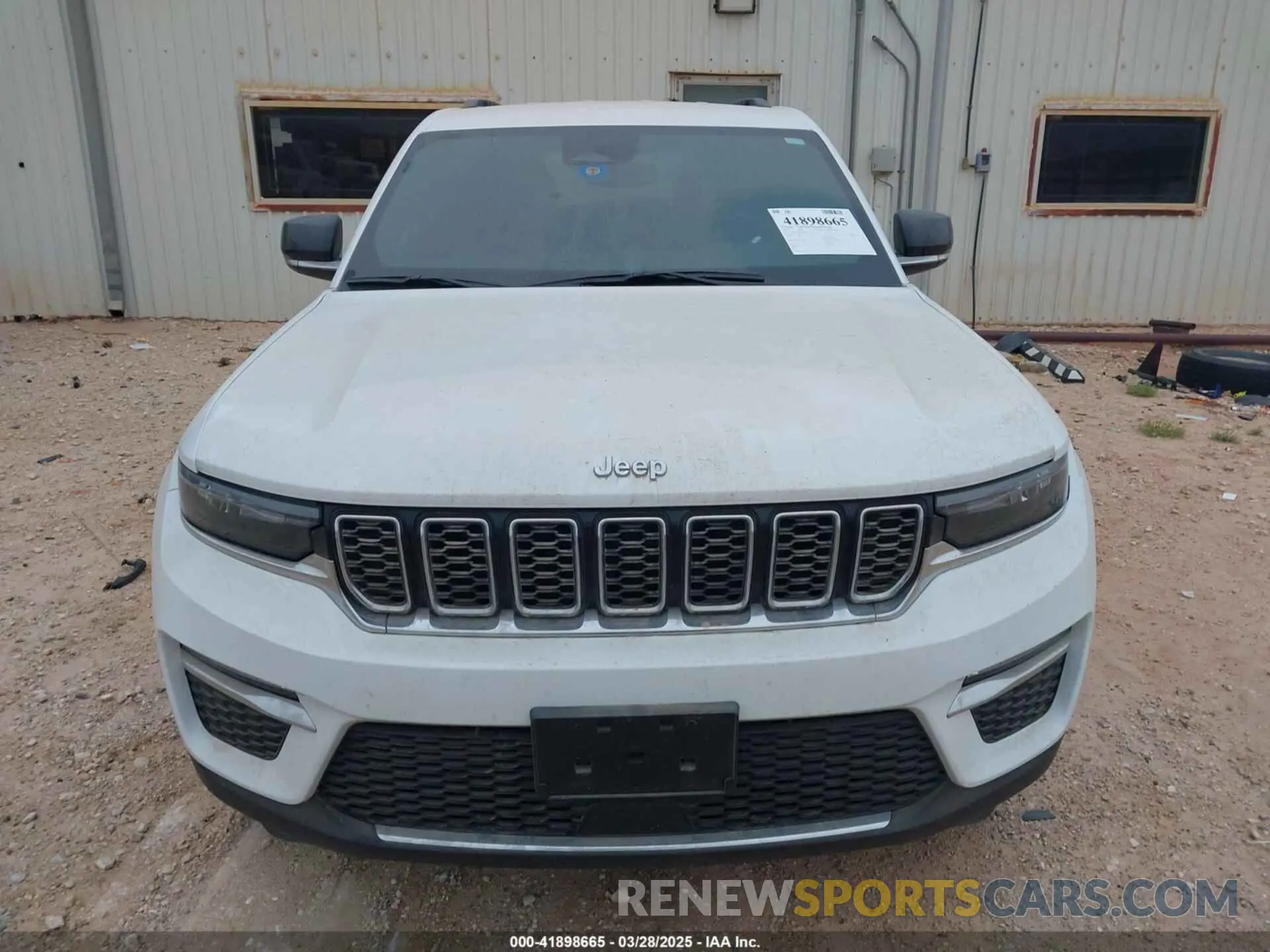 12 fotografías del automóvil dañado 1C4RJGBG1RC112860 JEEP GRAND CHEROKEE 2024