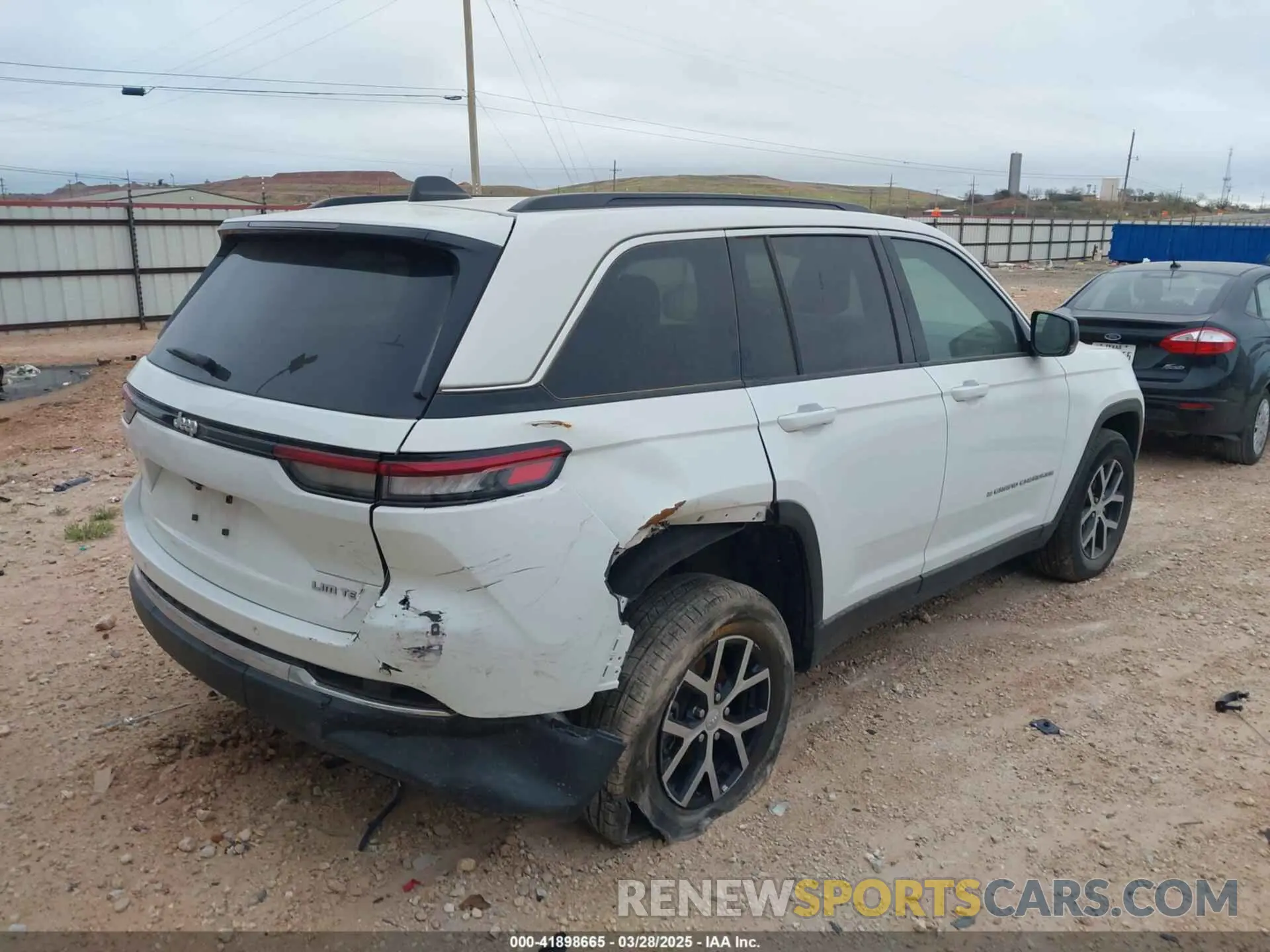 4 fotografías del automóvil dañado 1C4RJGBG1RC112860 JEEP GRAND CHEROKEE 2024