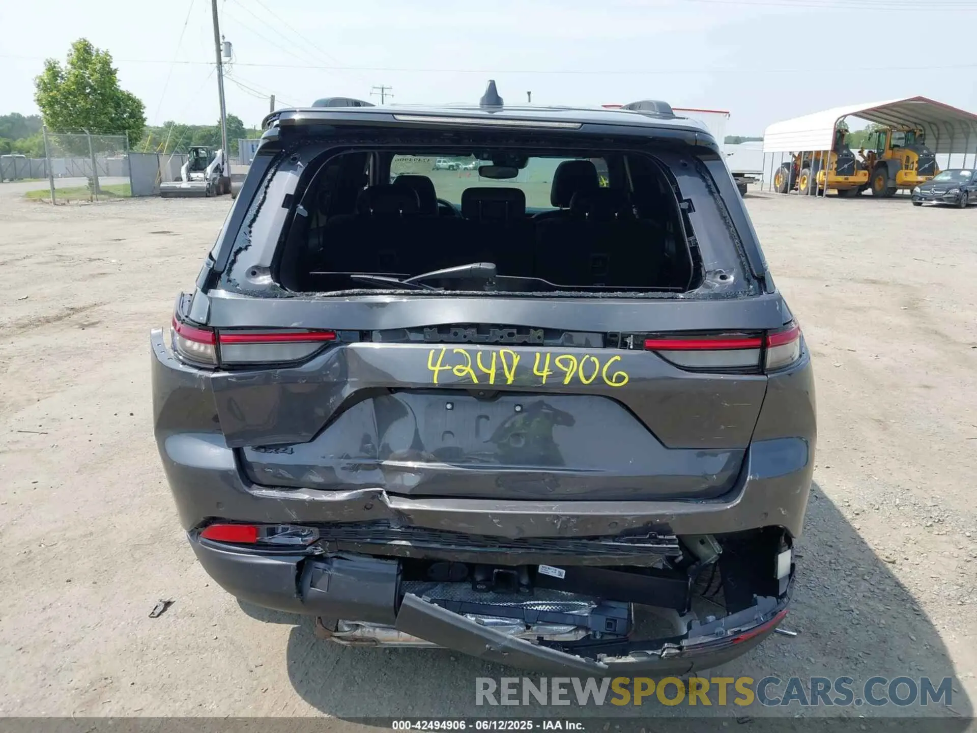 16 fotografías del automóvil dañado 1C4RJHAG2RC186568 JEEP GRAND CHEROKEE 2024