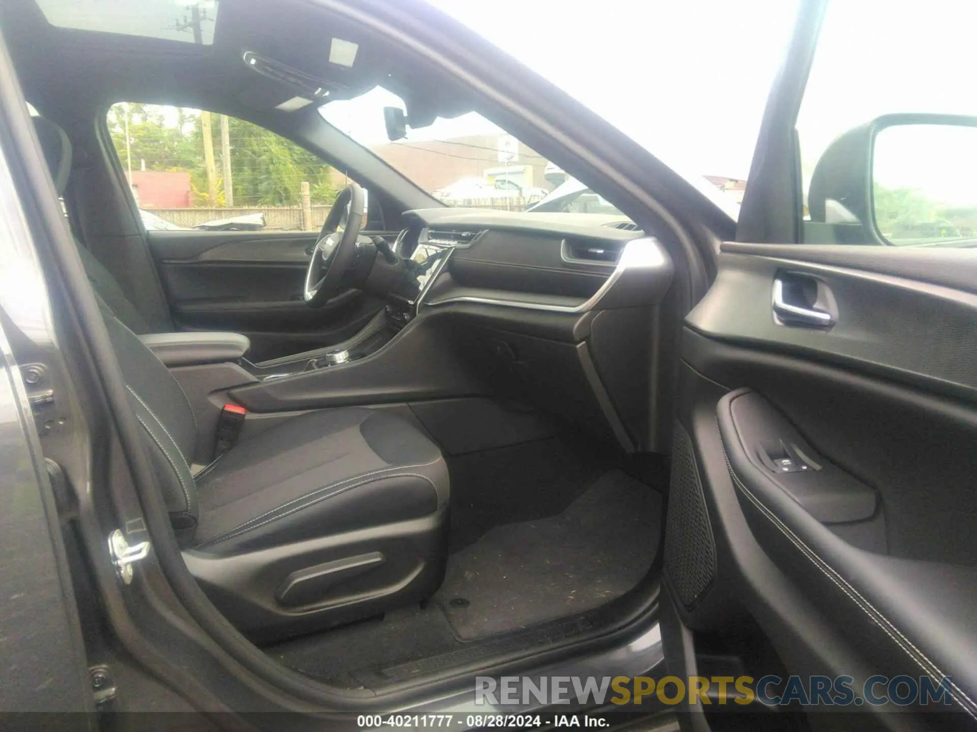 5 fotografías del automóvil dañado 1C4RJHAG3RC185851 JEEP GRAND CHEROKEE 2024