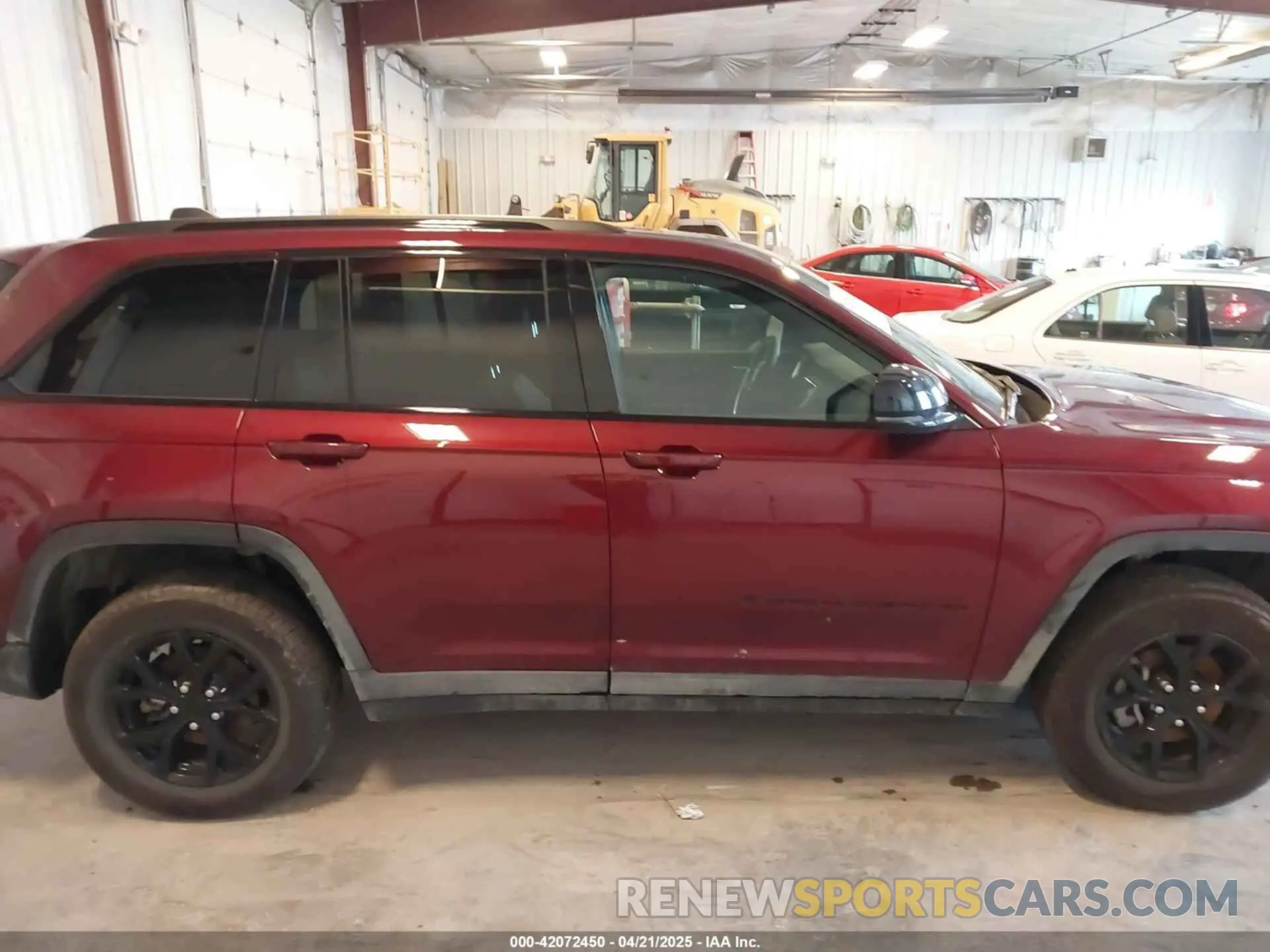 13 fotografías del automóvil dañado 1C4RJHAG3RC233476 JEEP GRAND CHEROKEE 2024