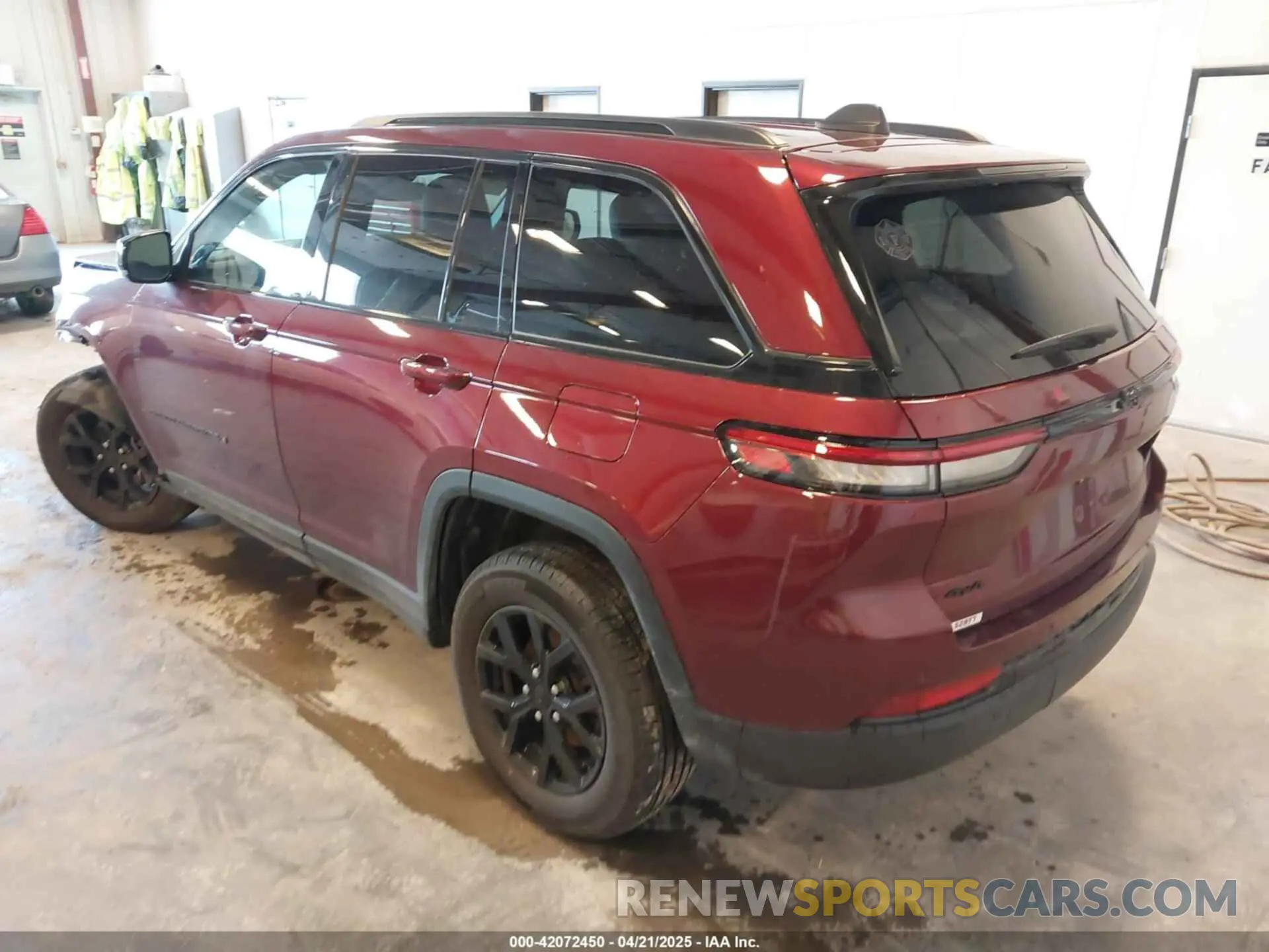 3 fotografías del automóvil dañado 1C4RJHAG3RC233476 JEEP GRAND CHEROKEE 2024