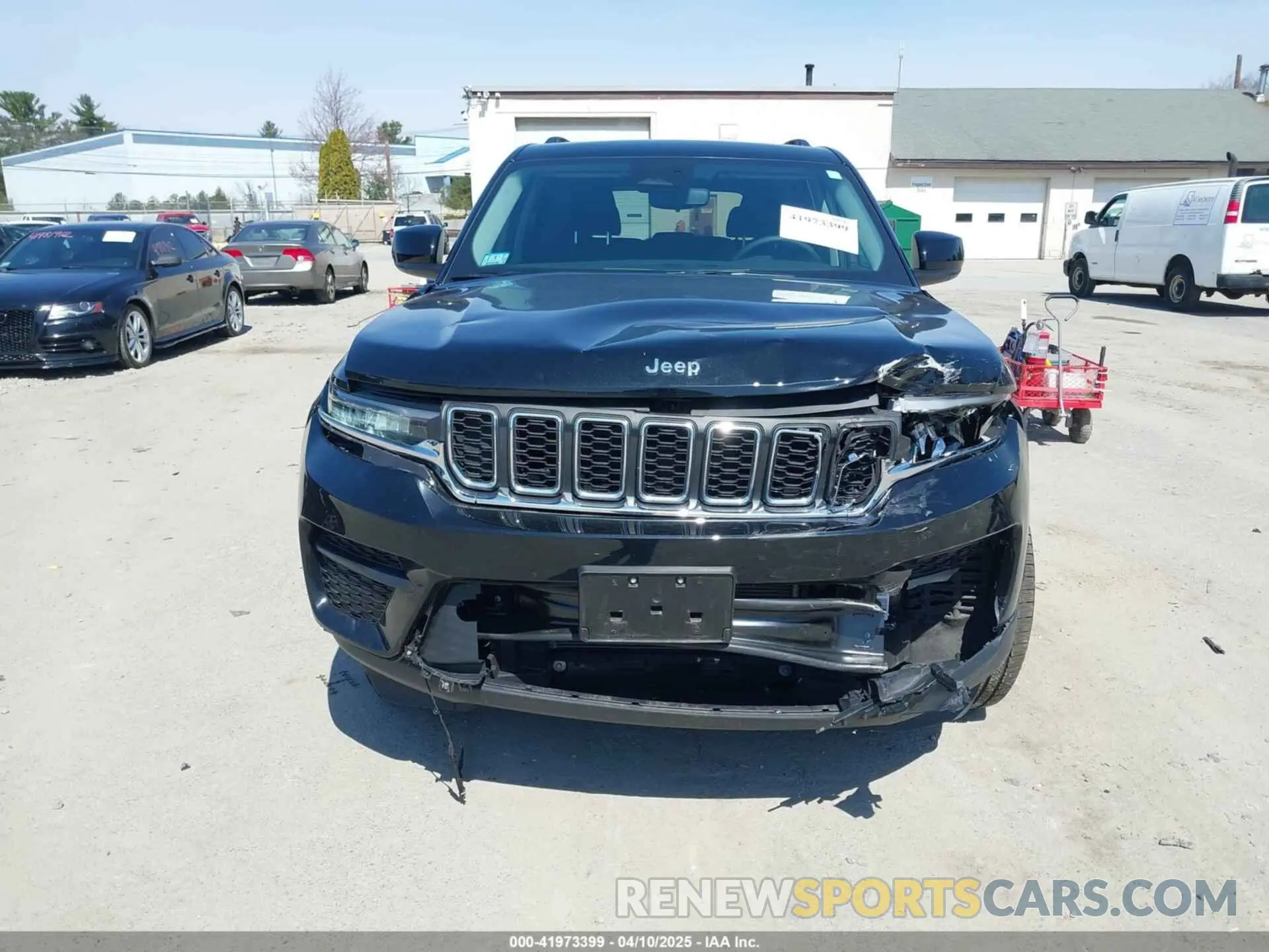 12 fotografías del automóvil dañado 1C4RJHAG3RC697996 JEEP GRAND CHEROKEE 2024