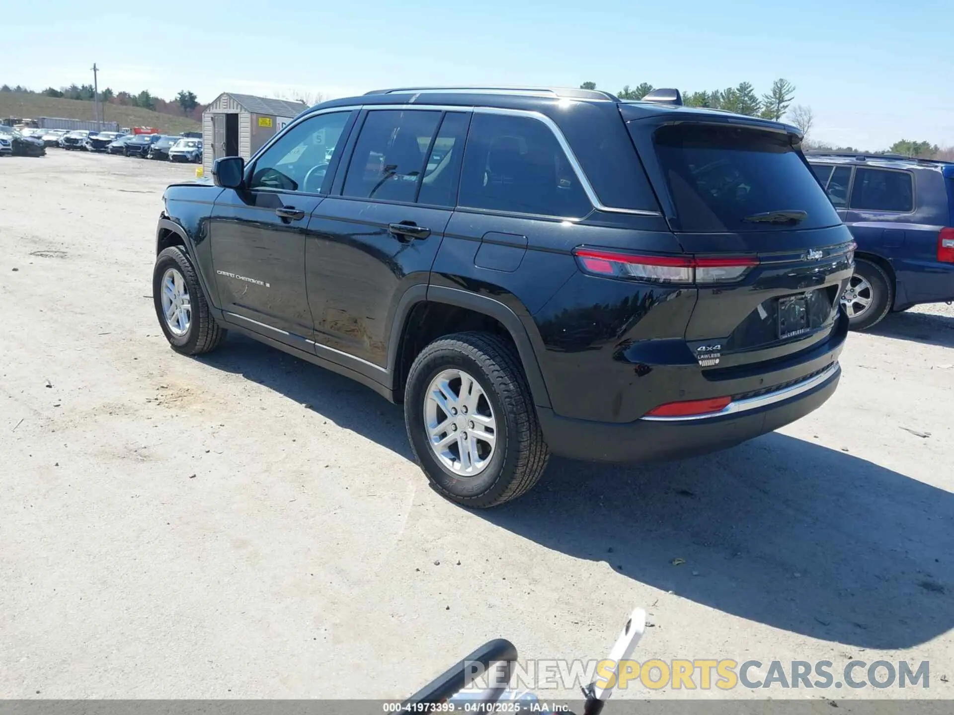 3 fotografías del automóvil dañado 1C4RJHAG3RC697996 JEEP GRAND CHEROKEE 2024