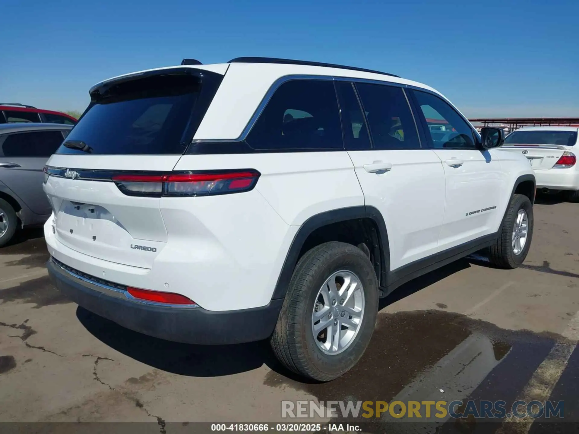4 fotografías del automóvil dañado 1C4RJHAG4RC245779 JEEP GRAND CHEROKEE 2024