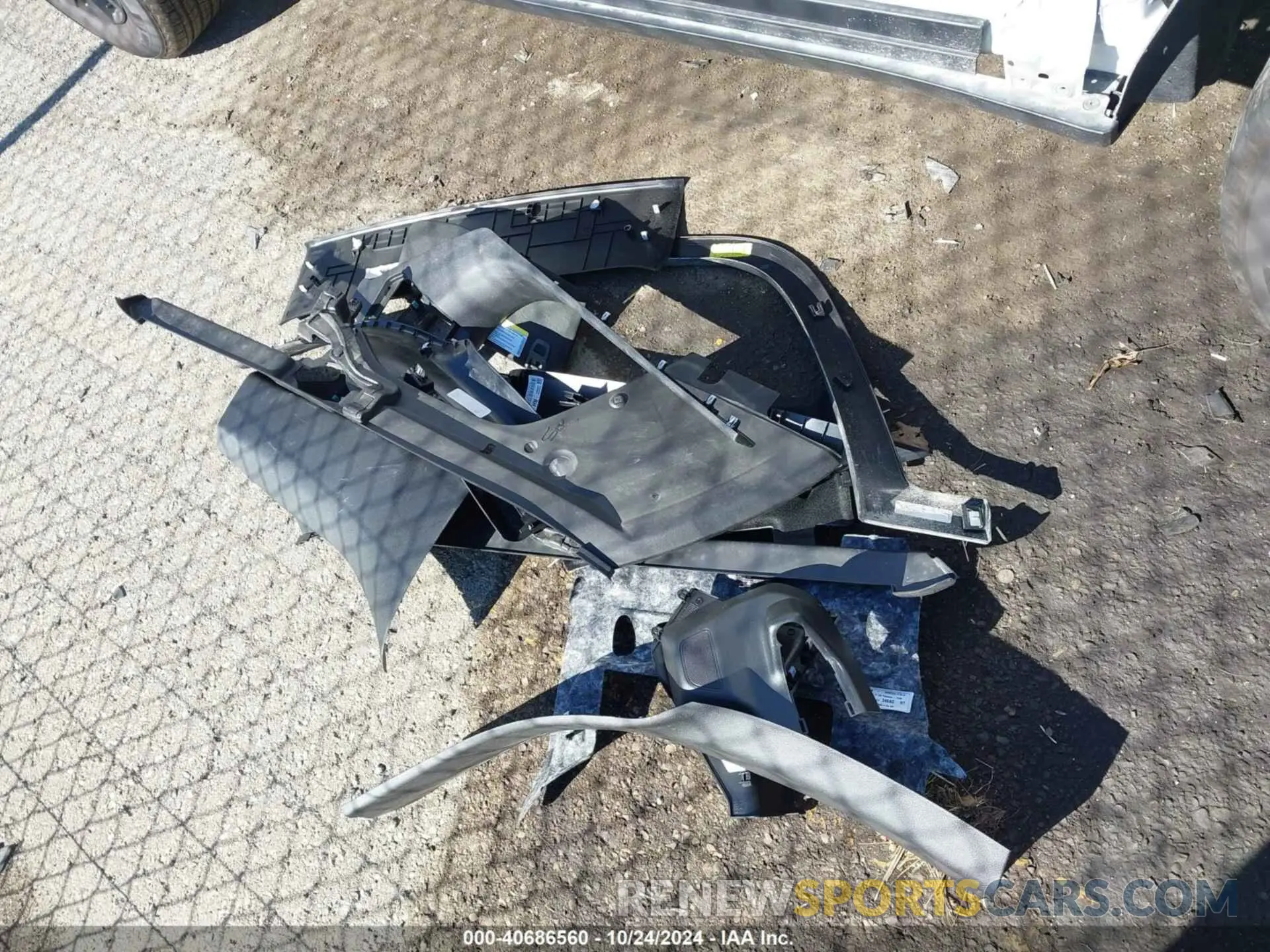 11 fotografías del automóvil dañado 1C4RJHAG5RC223127 JEEP GRAND CHEROKEE 2024