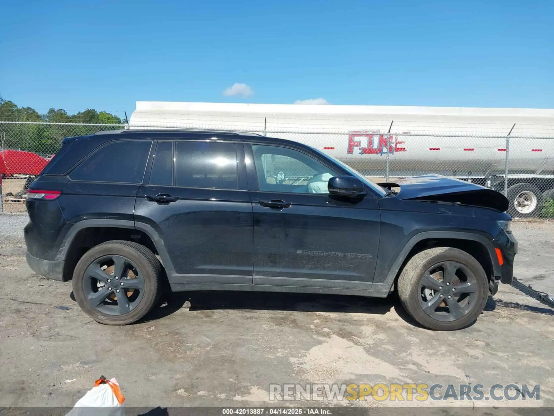 12 fotografías del automóvil dañado 1C4RJHAG6RC235920 JEEP GRAND CHEROKEE 2024