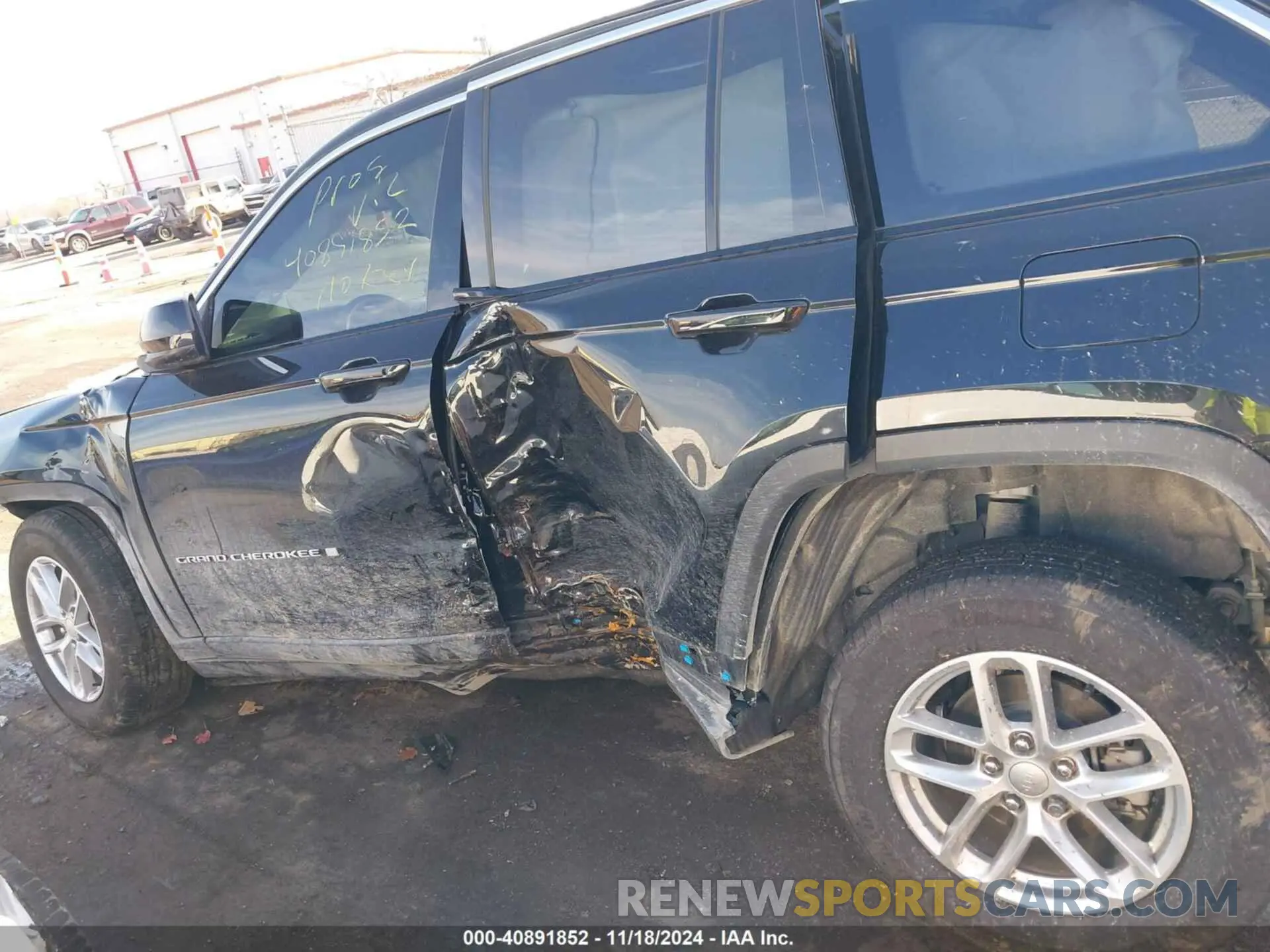 15 fotografías del automóvil dañado 1C4RJHAG7R8570736 JEEP GRAND CHEROKEE 2024